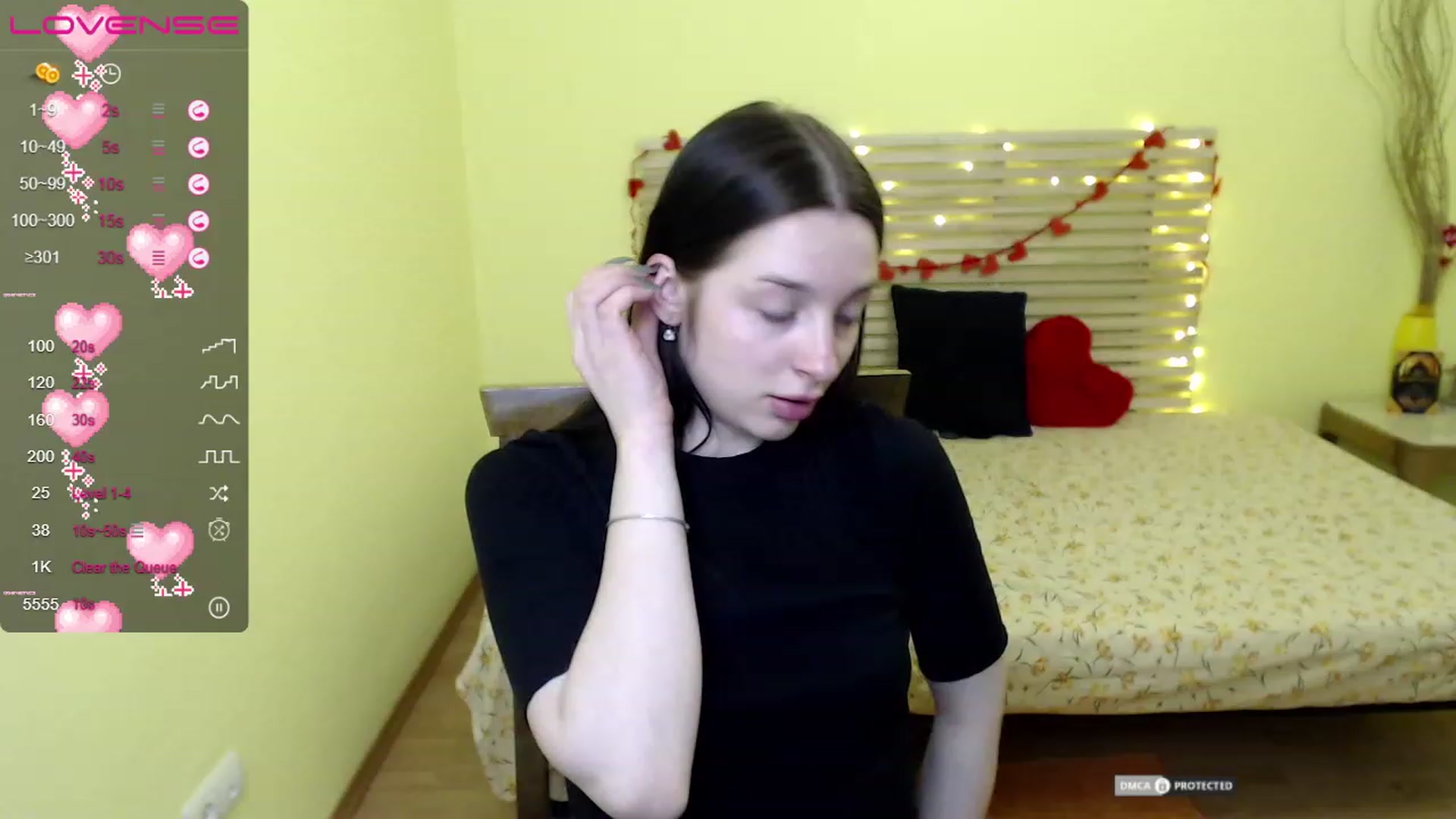 Gallery image thumbnail from Kate_Hoty's myfreecams stream on, 04/03/2023, 18:26 image 18 of 20