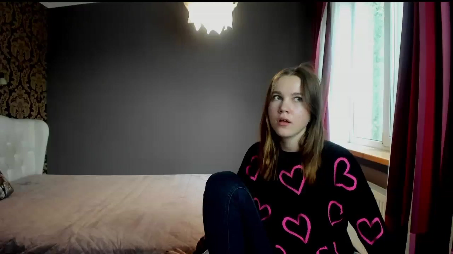 Gallery image thumbnail from Kate_Lewis's myfreecams stream on, 10/08/2023, 11:11 image 18 of 20