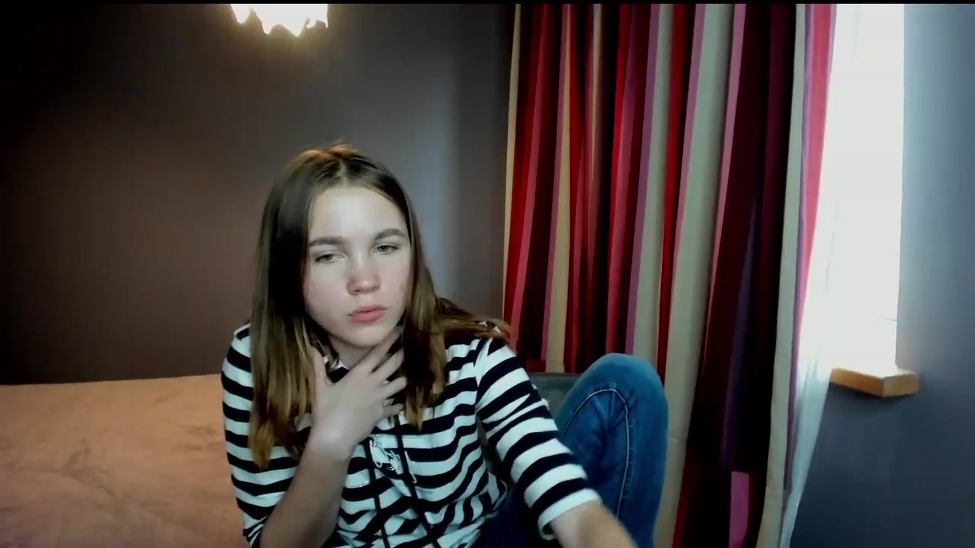 Gallery image thumbnail from Kate_Lewis's myfreecams stream on, 10/09/2023, 11:30 image 7 of 20