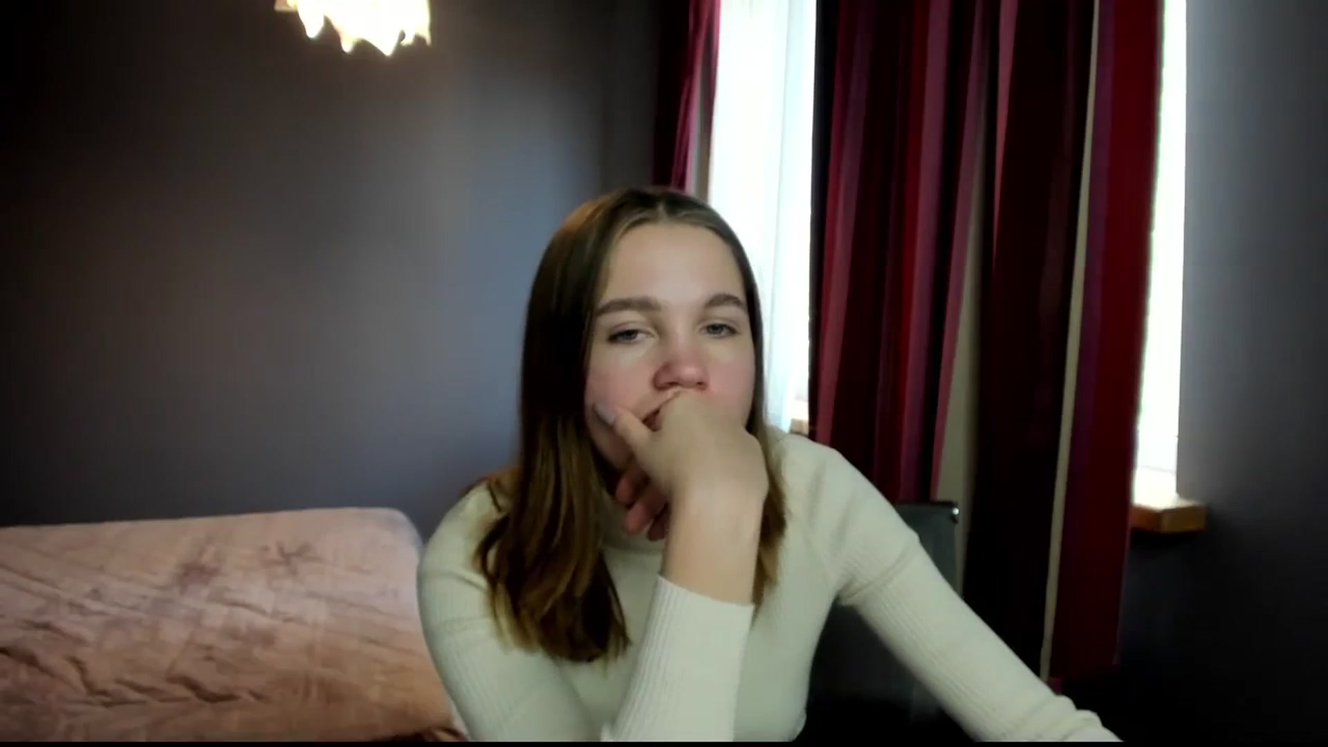 Gallery image thumbnail from Kate_Lewis's myfreecams stream on, 10/14/2023, 10:23 image 7 of 20