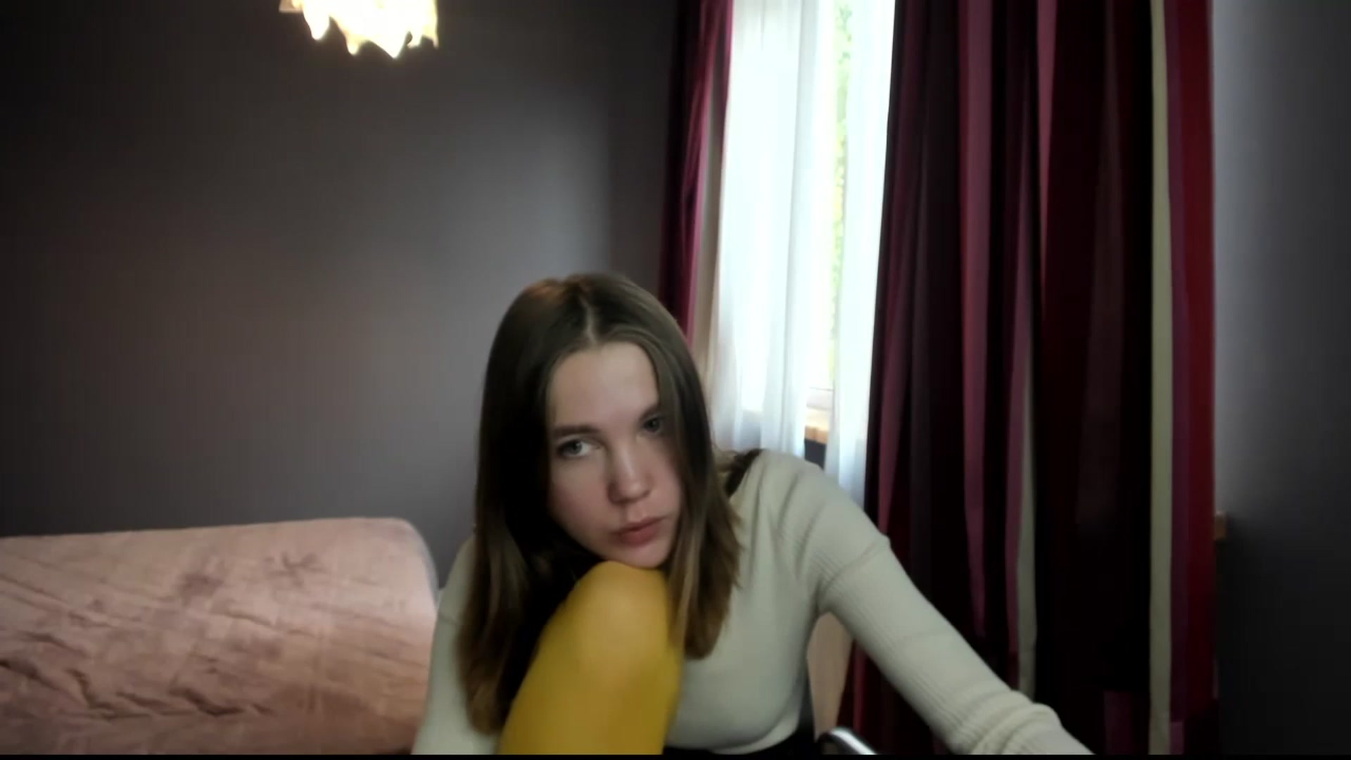 Gallery image thumbnail from Kate_Lewis's myfreecams stream on, 10/14/2023, 11:33 image 4 of 20