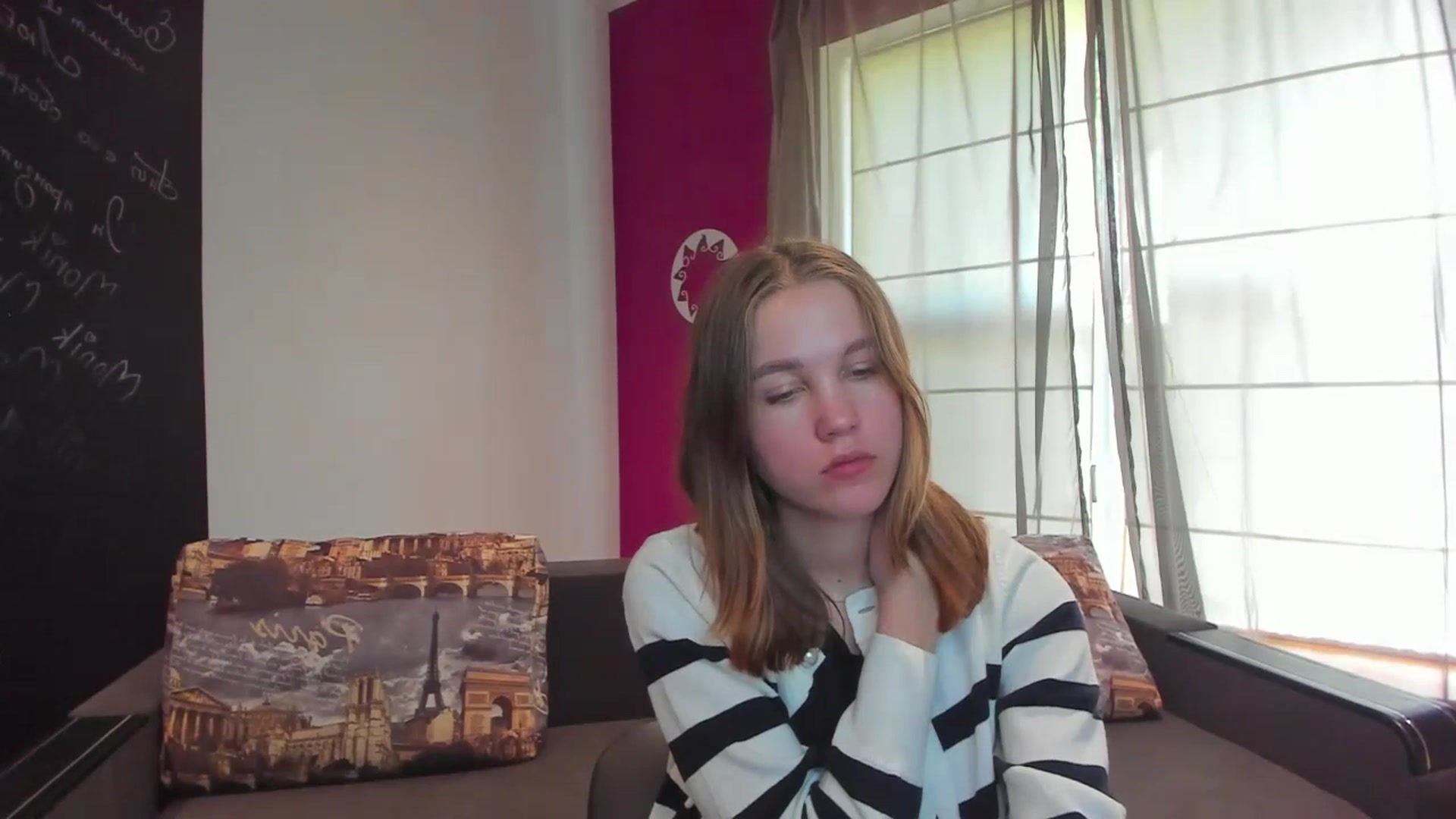 Gallery image thumbnail from Kate_Lewis's myfreecams stream on, 10/15/2023, 10:04 image 9 of 20