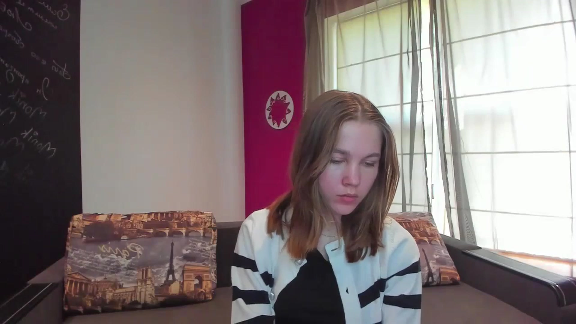Gallery image thumbnail from Kate_Lewis's myfreecams stream on, 10/15/2023, 10:04 image 10 of 20