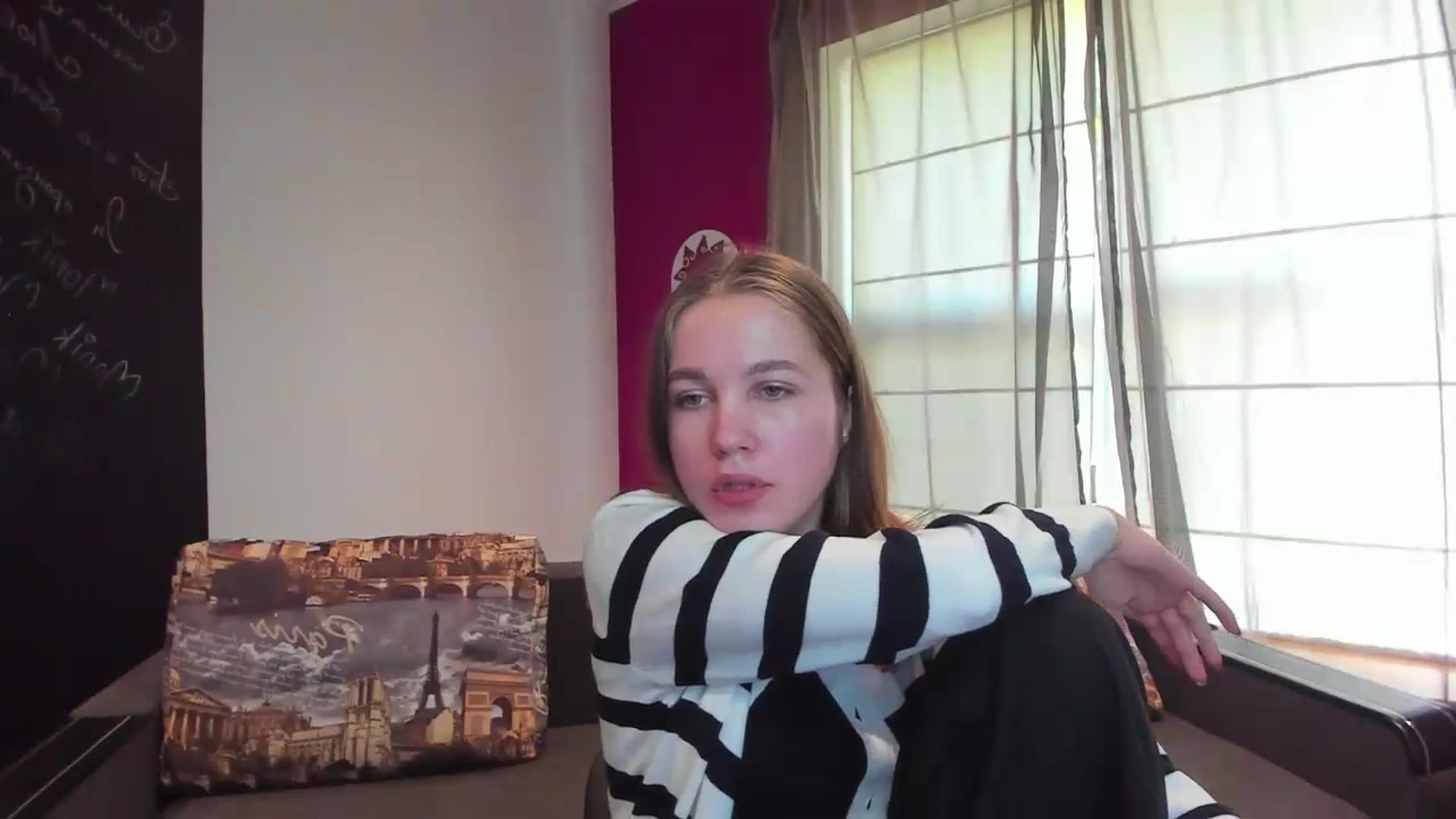 Gallery image thumbnail from Kate_Lewis's myfreecams stream on, 10/15/2023, 10:04 image 13 of 20