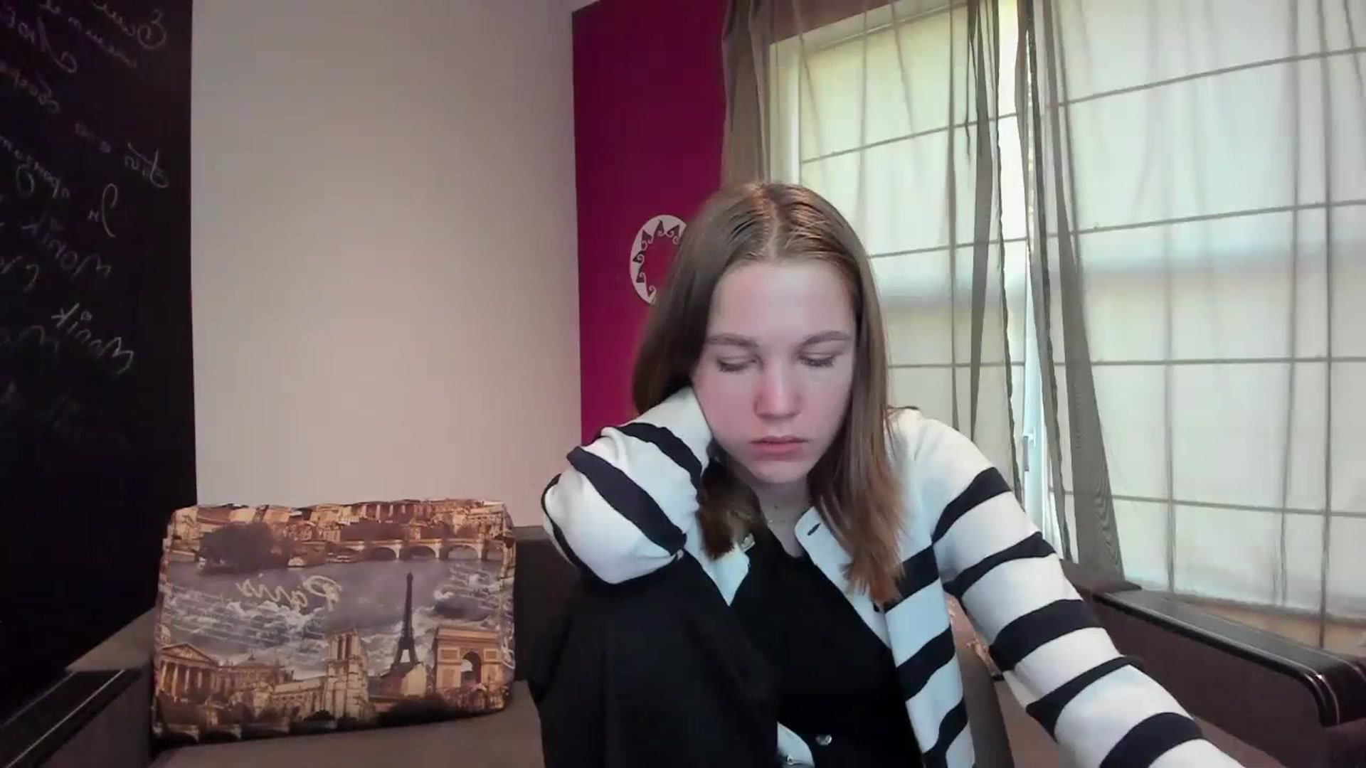 Gallery image thumbnail from Kate_Lewis's myfreecams stream on, 10/15/2023, 11:58 image 2 of 20