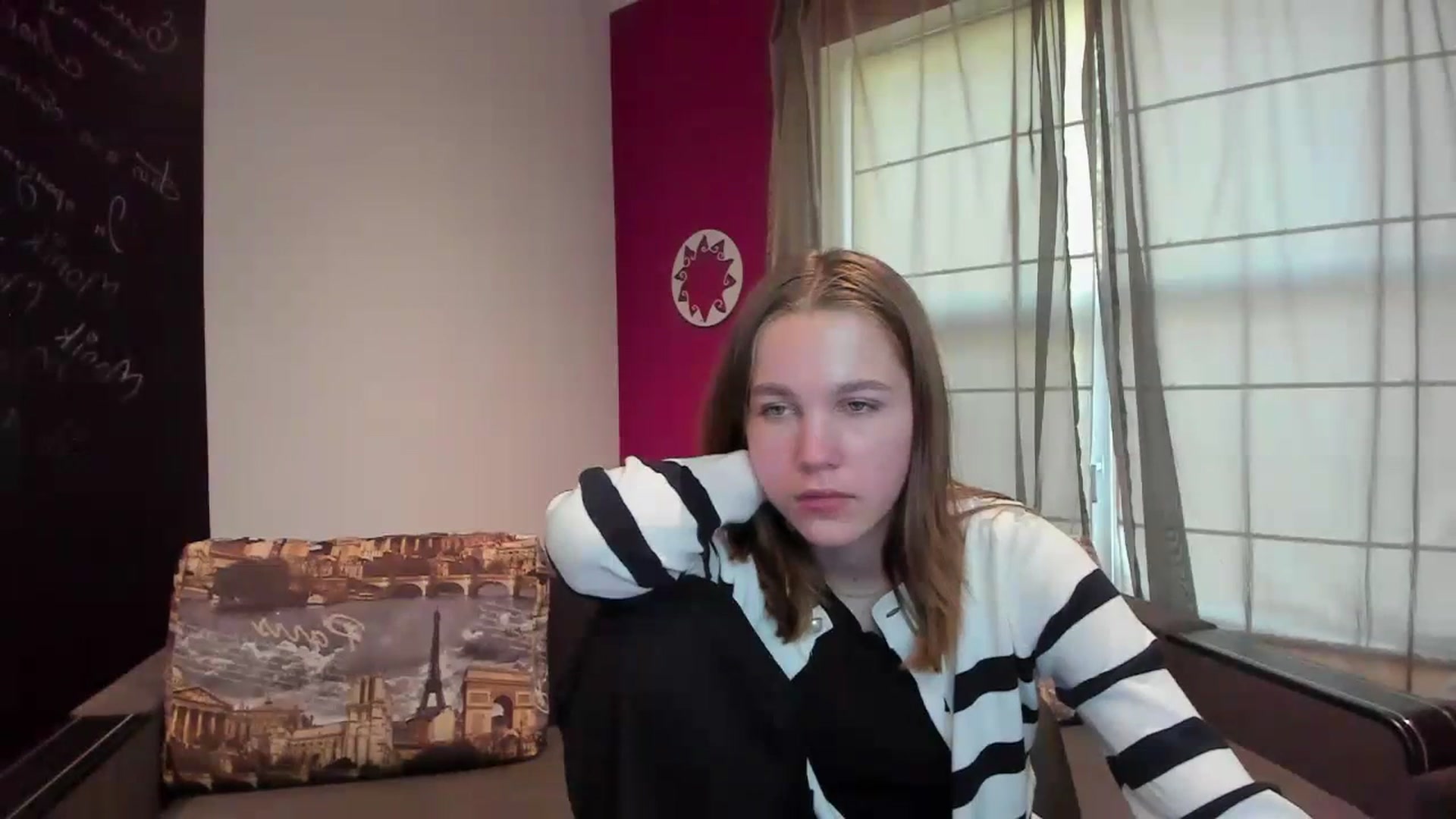 Gallery image thumbnail from Kate_Lewis's myfreecams stream on, 10/15/2023, 11:58 image 9 of 20