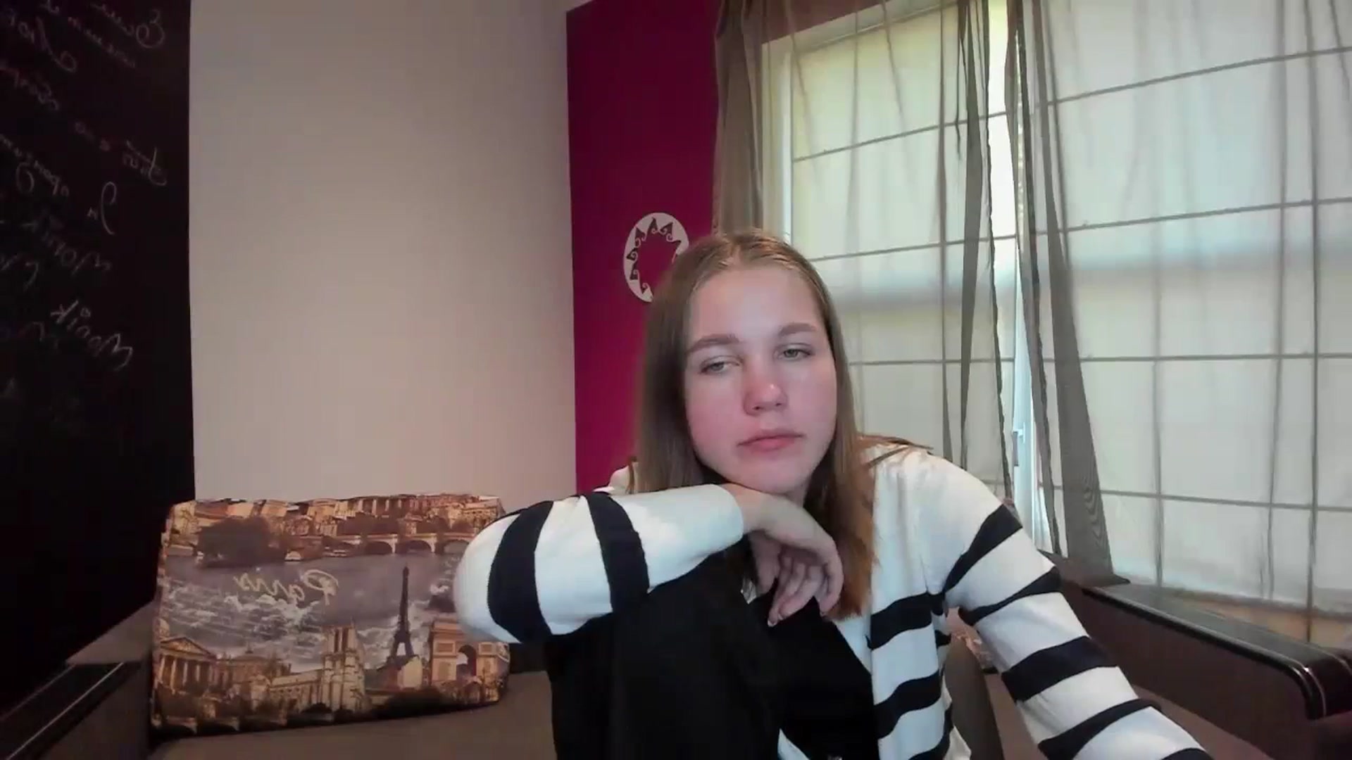 Gallery image thumbnail from Kate_Lewis's myfreecams stream on, 10/15/2023, 11:58 image 7 of 20