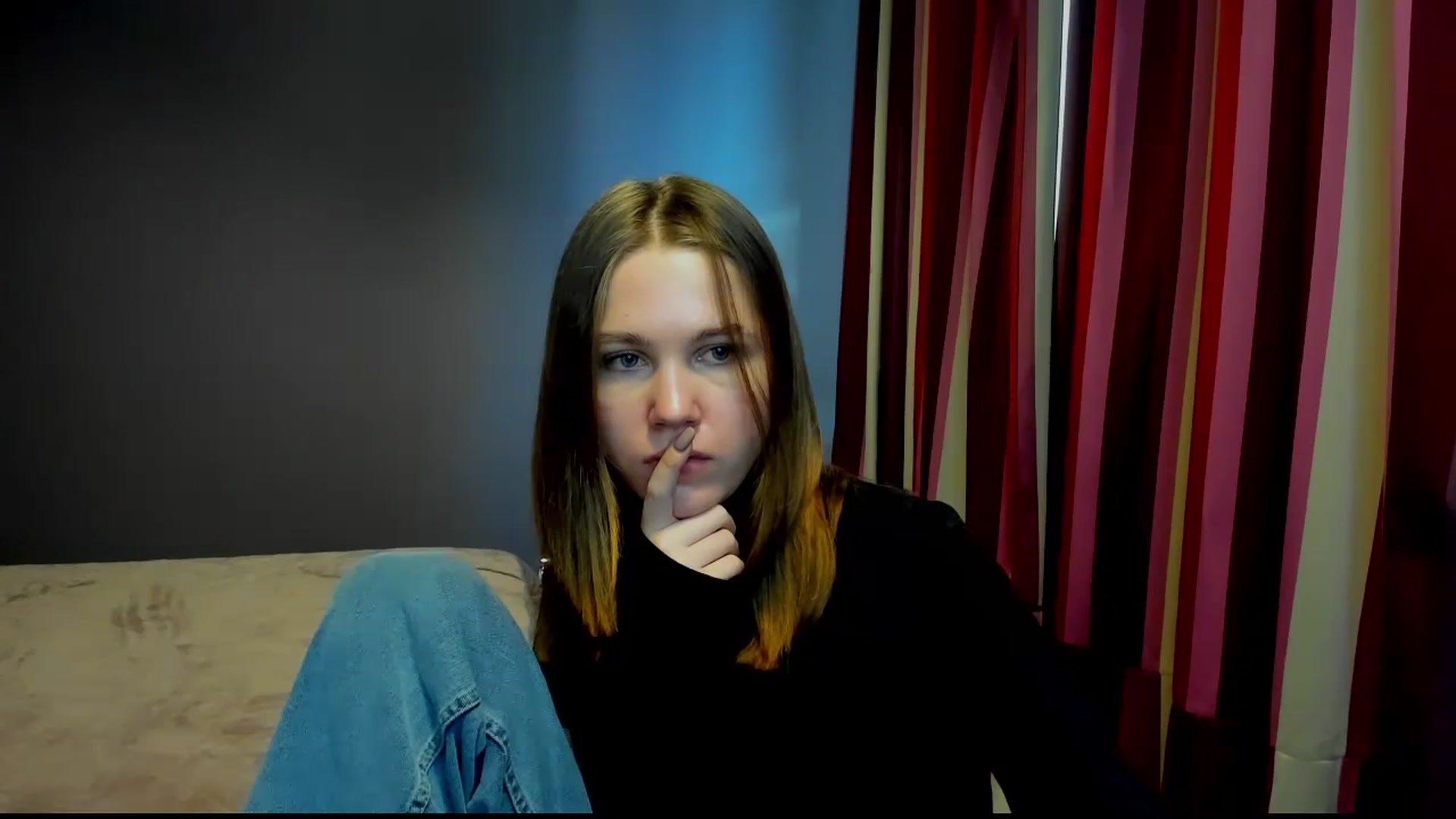 Gallery image thumbnail from Kate_Lewis's myfreecams stream on, 11/02/2023, 09:08 image 5 of 20