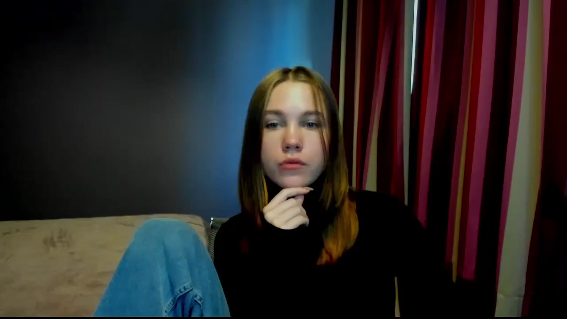 Gallery image thumbnail from Kate_Lewis's myfreecams stream on, 11/02/2023, 09:08 image 8 of 20