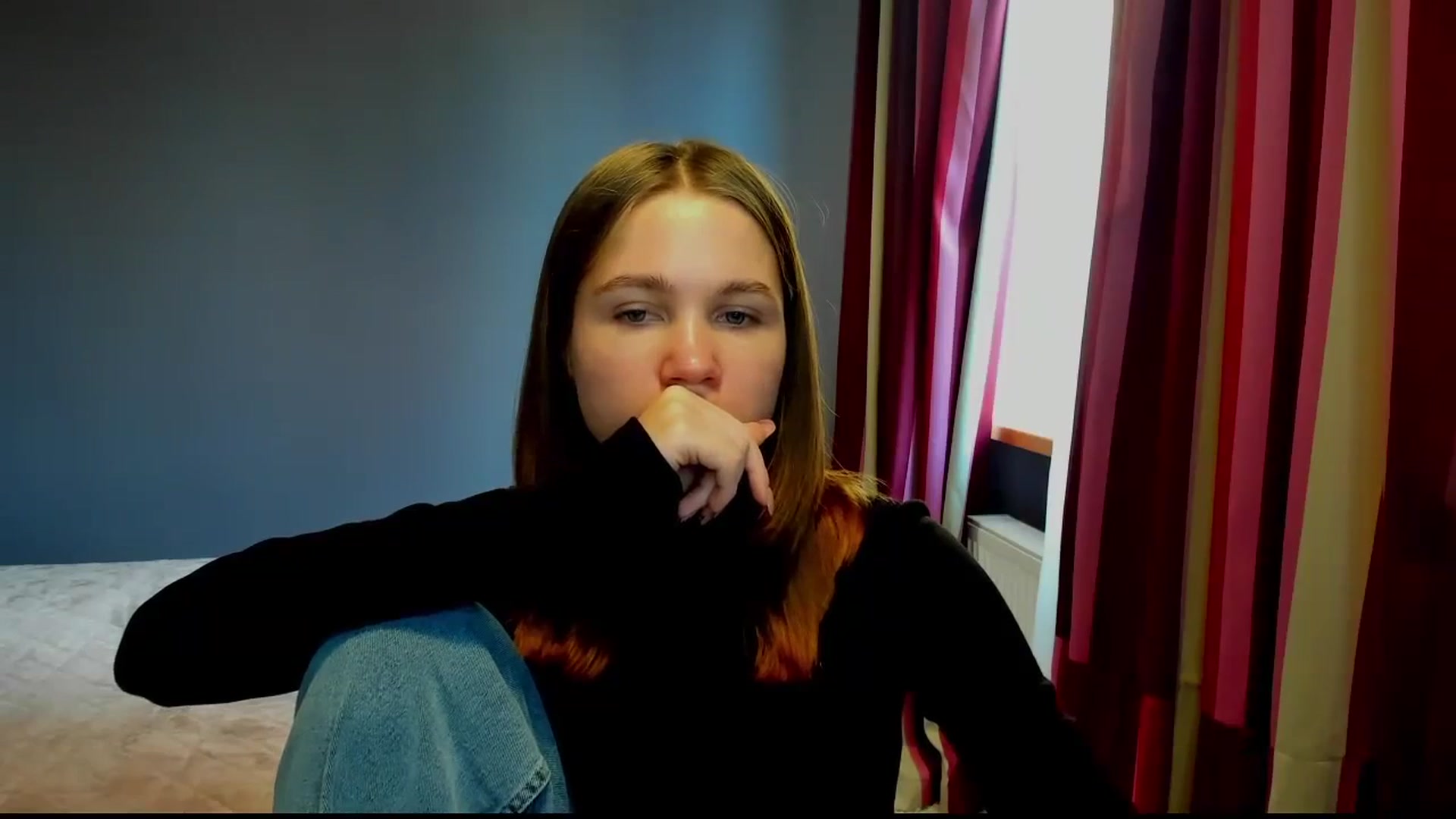 Gallery image thumbnail from Kate_Lewis's myfreecams stream on, 11/02/2023, 10:22 image 3 of 20