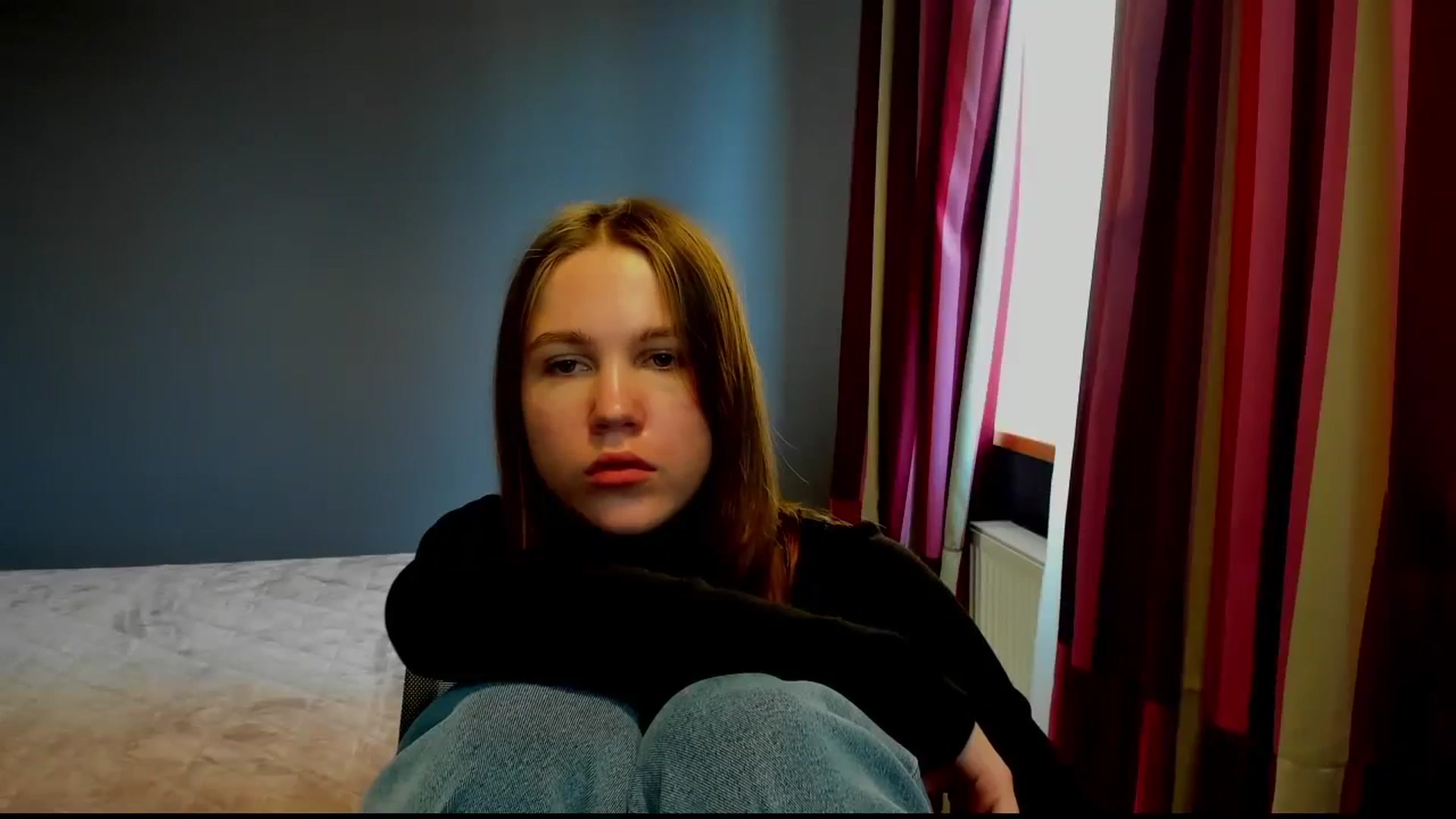 Gallery image thumbnail from Kate_Lewis's myfreecams stream on, 11/02/2023, 10:22 image 17 of 20