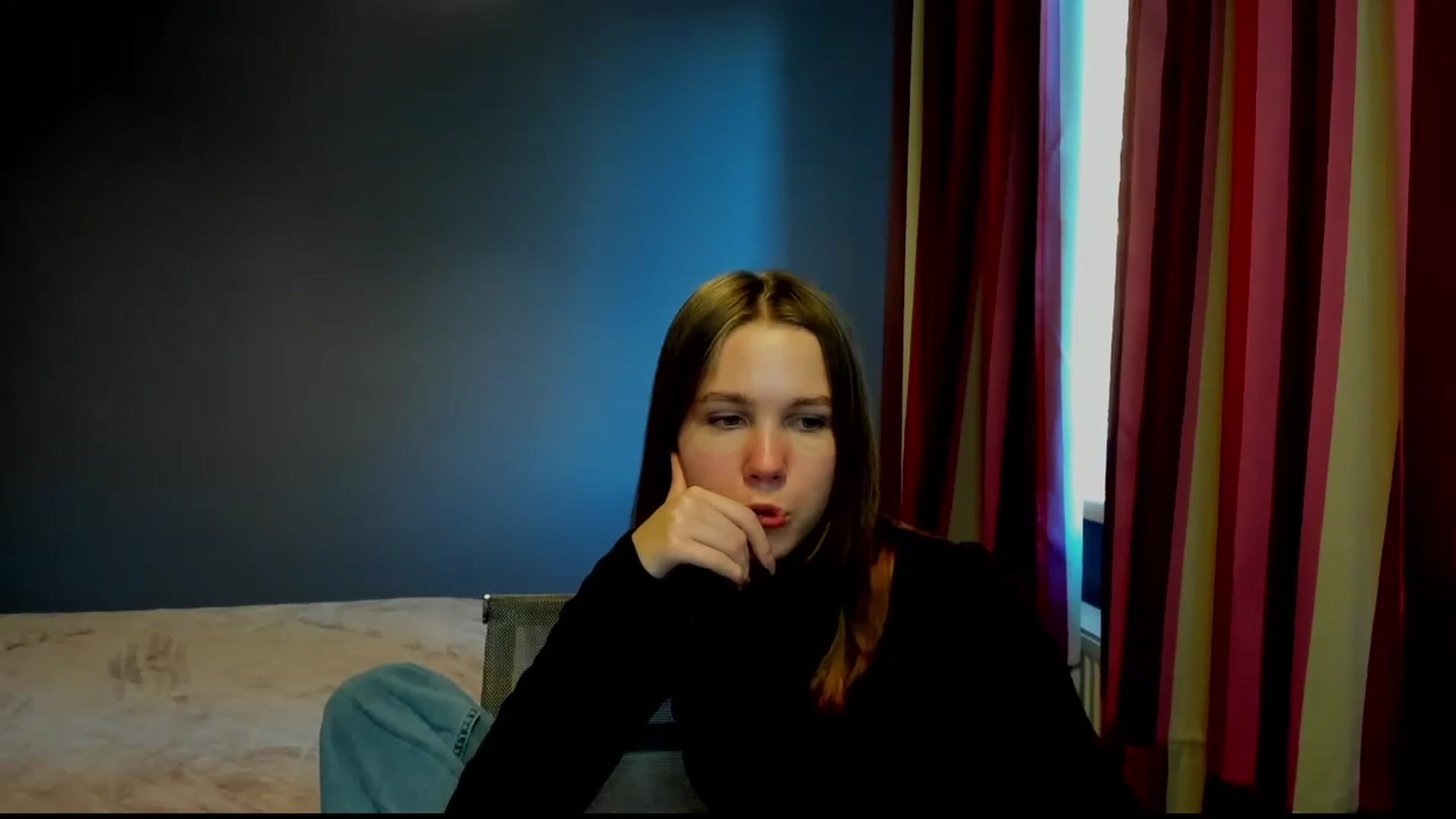 Gallery image thumbnail from Kate_Lewis's myfreecams stream on, 11/02/2023, 12:03 image 9 of 20