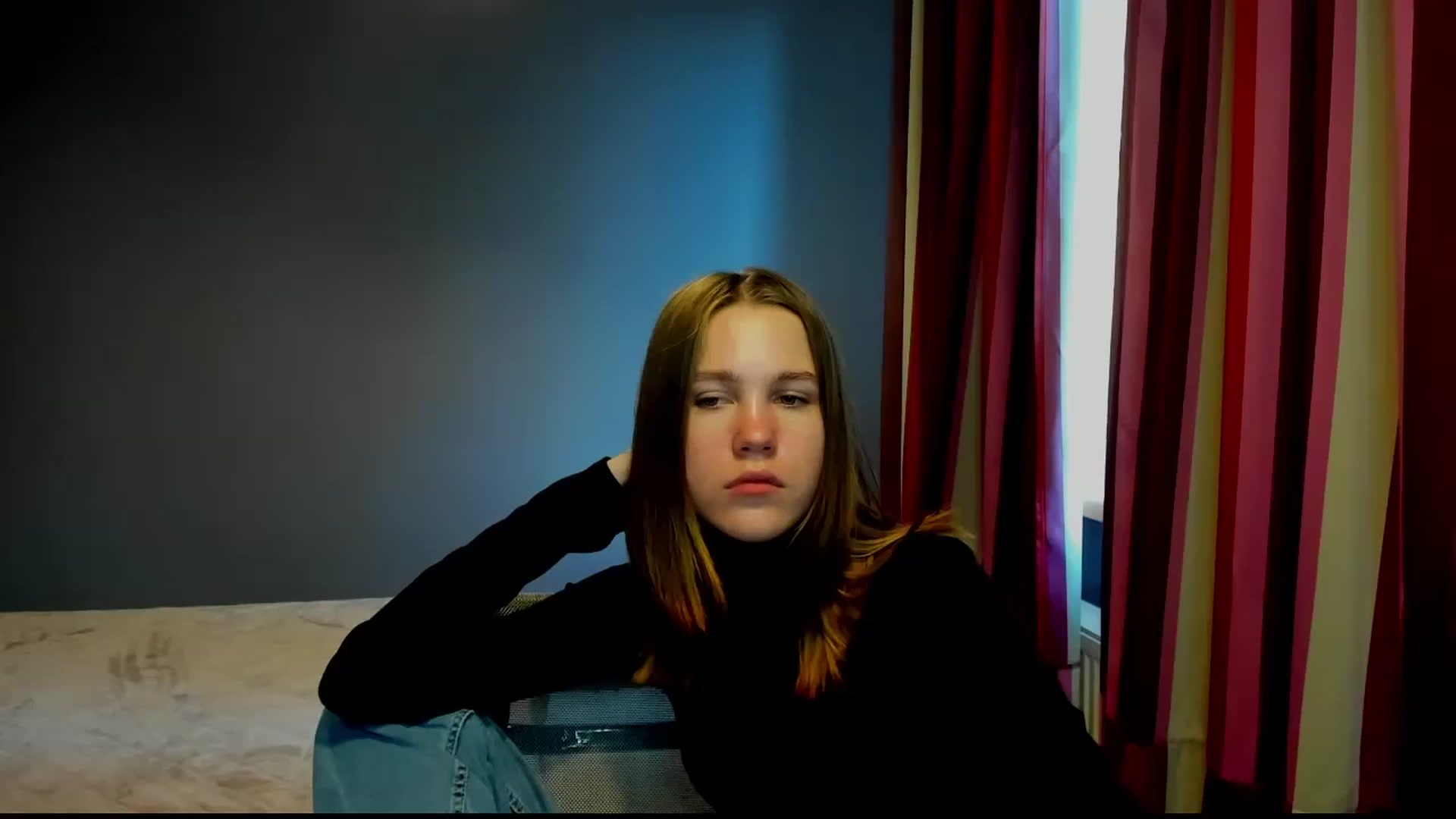 Gallery image thumbnail from Kate_Lewis's myfreecams stream on, 11/02/2023, 12:03 image 3 of 20