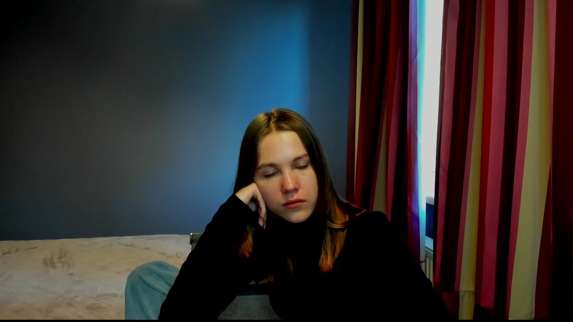 Gallery image thumbnail from Kate_Lewis's myfreecams stream on, 11/02/2023, 12:03 image 7 of 20