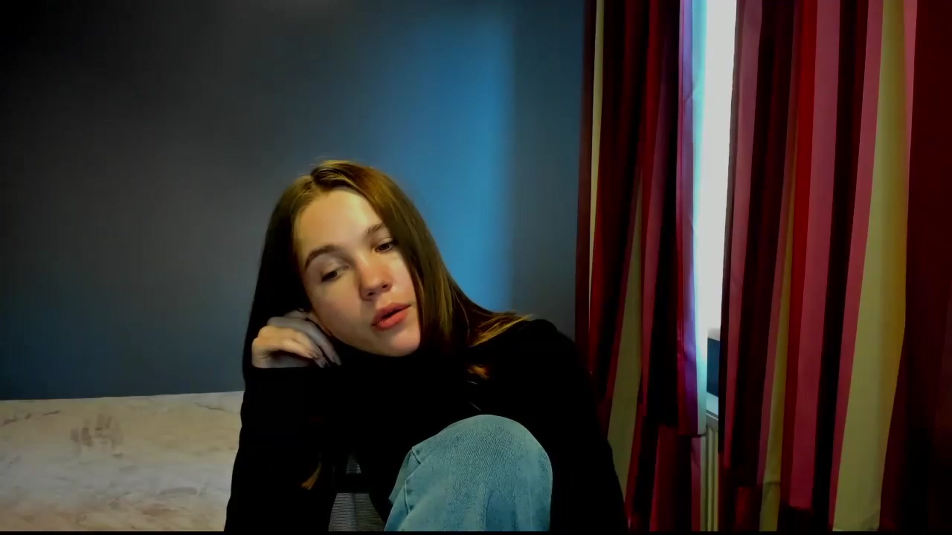 Gallery image thumbnail from Kate_Lewis's myfreecams stream on, 11/02/2023, 12:03 image 18 of 20