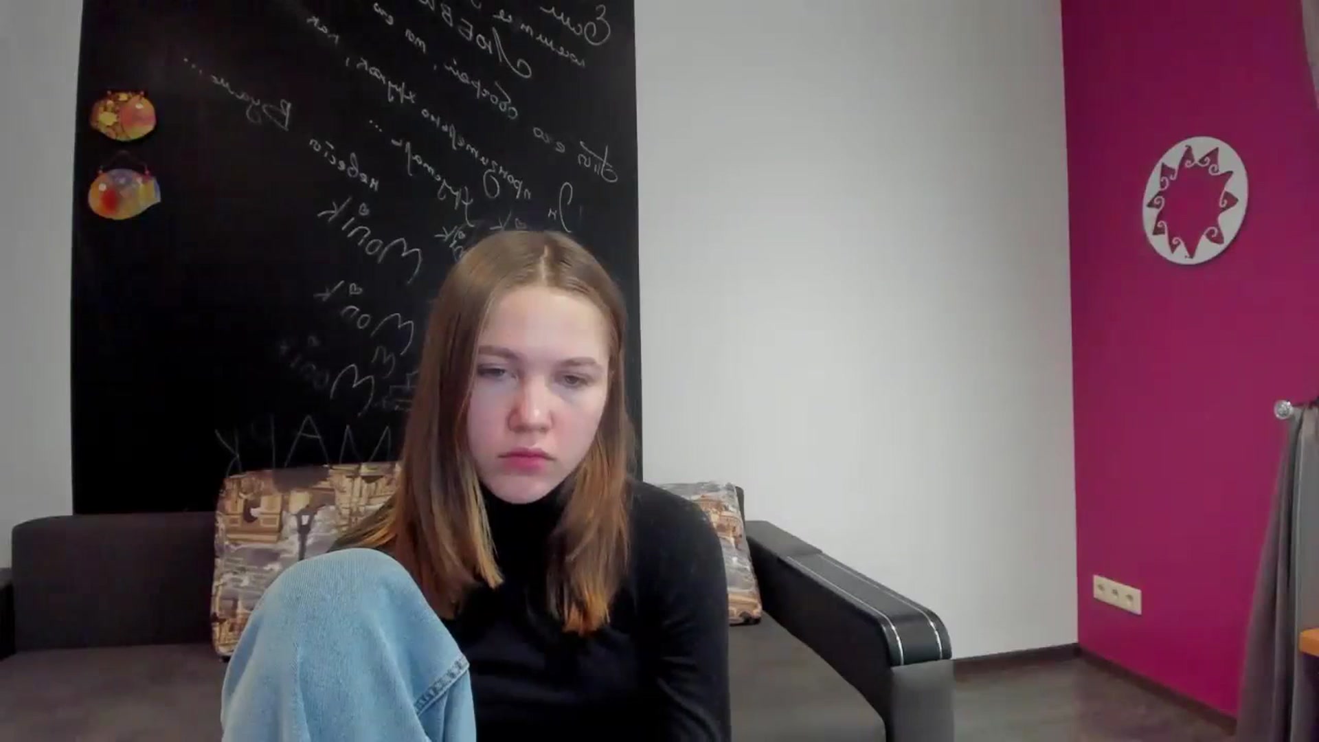 Gallery image thumbnail from Kate_Lewis's myfreecams stream on, 11/03/2023, 08:32 image 5 of 20