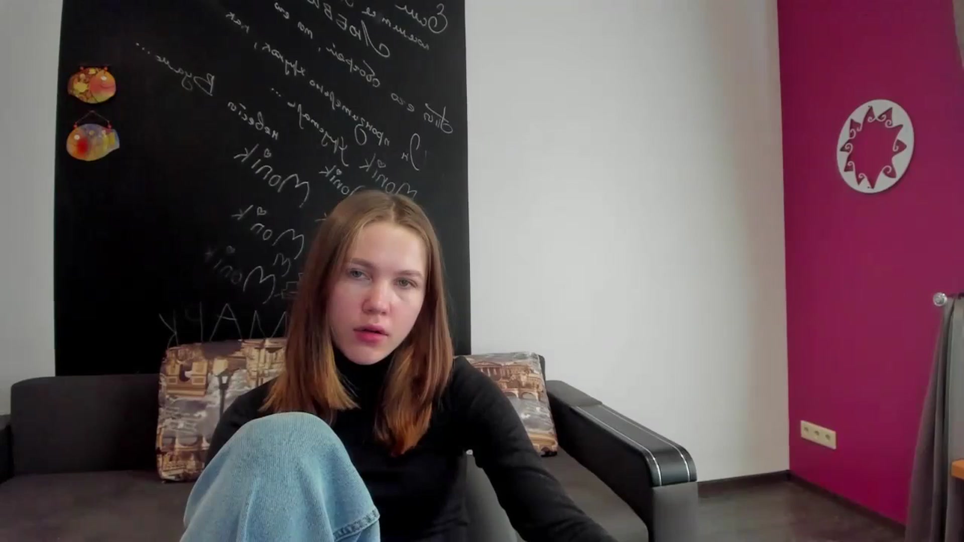 Gallery image thumbnail from Kate_Lewis's myfreecams stream on, 11/03/2023, 08:32 image 18 of 20