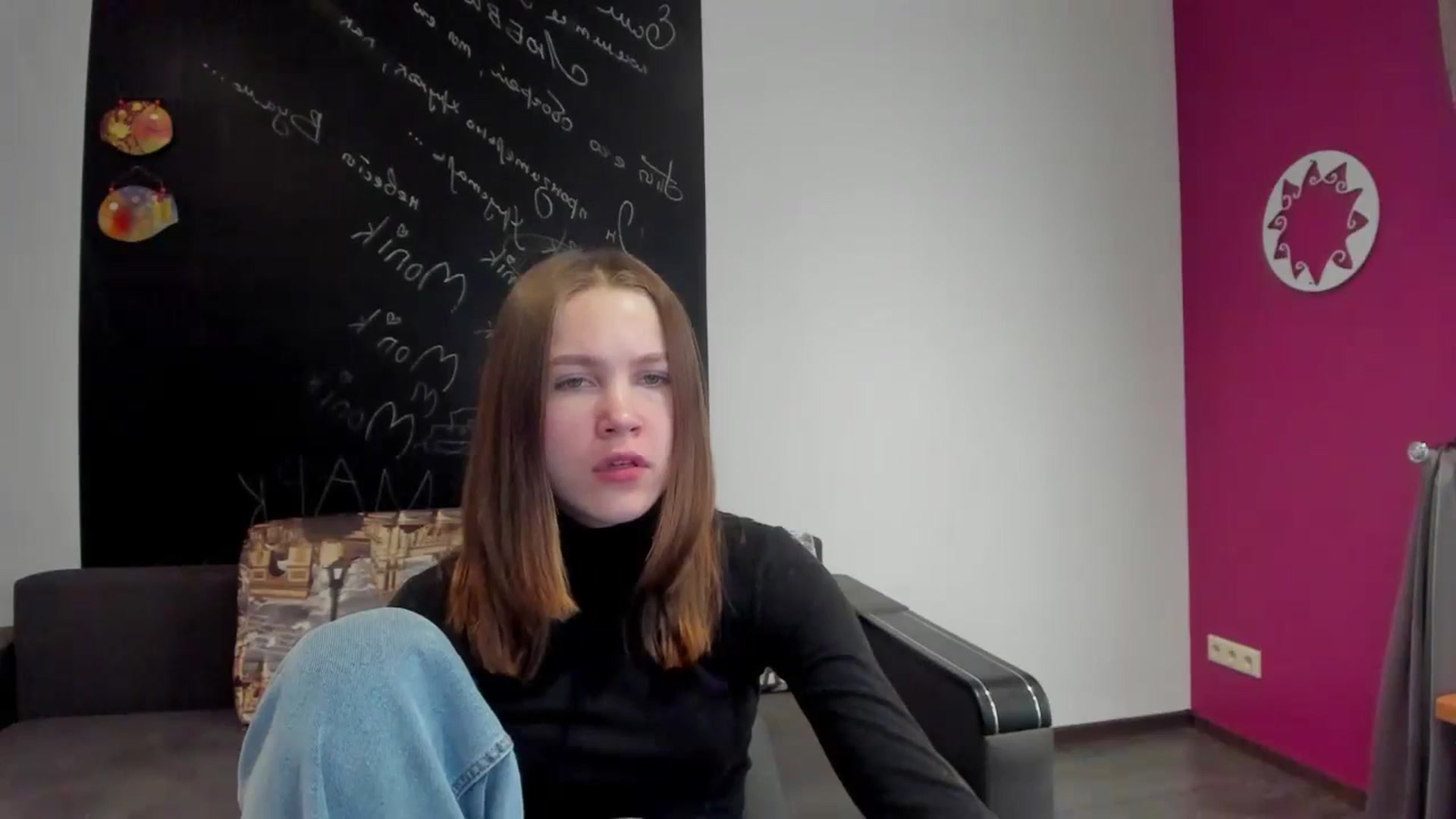 Gallery image thumbnail from Kate_Lewis's myfreecams stream on, 11/03/2023, 08:32 image 4 of 20