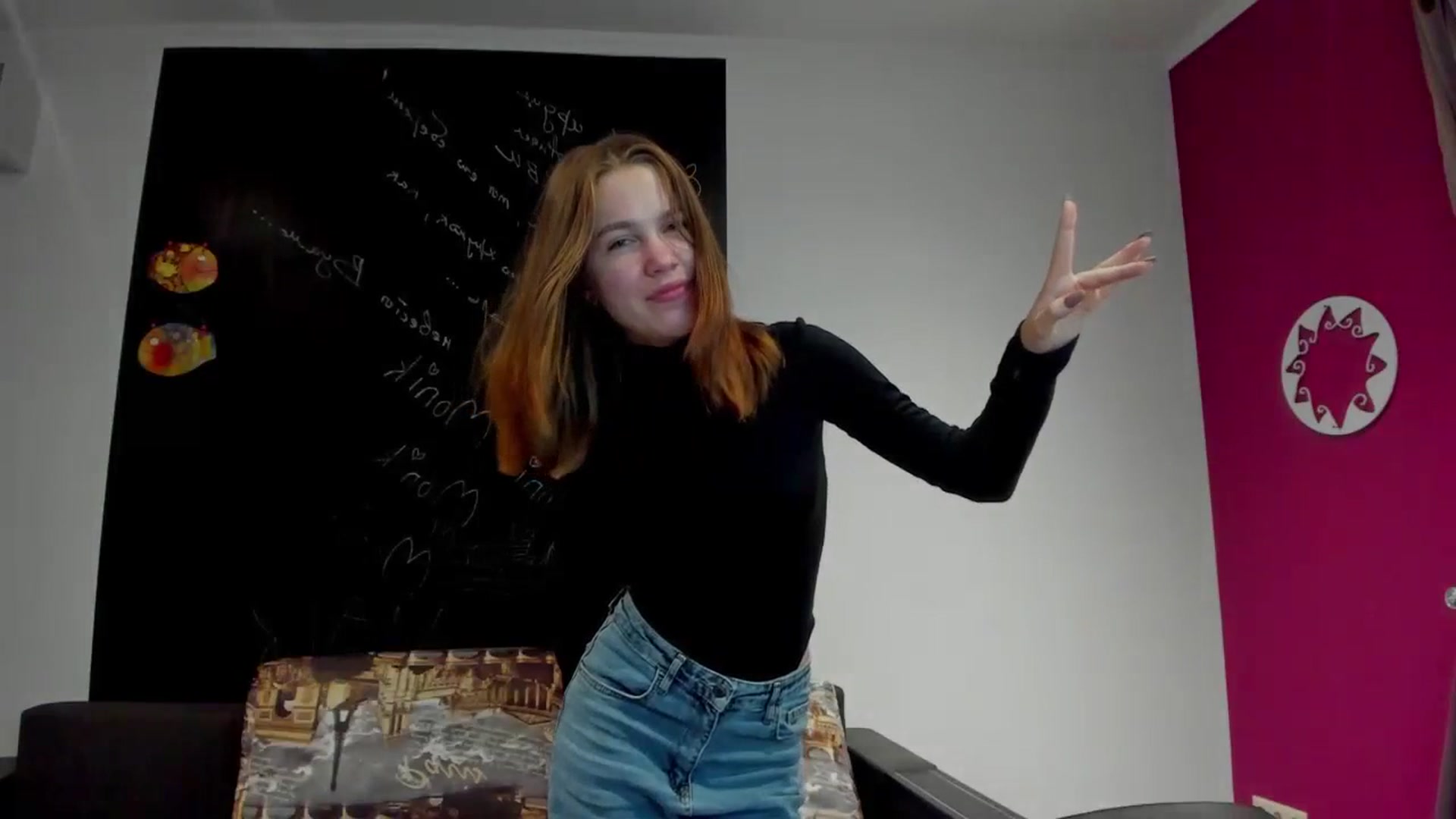 Gallery image thumbnail from Kate_Lewis's myfreecams stream on, 11/03/2023, 10:18 image 14 of 20