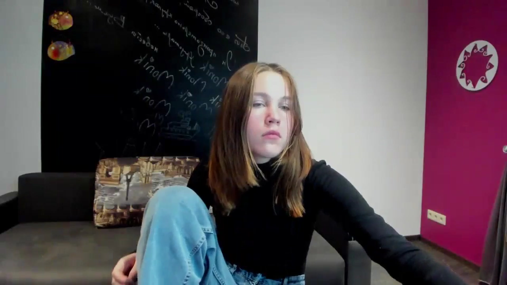 Gallery image thumbnail from Kate_Lewis's myfreecams stream on, 11/03/2023, 10:46 image 9 of 20
