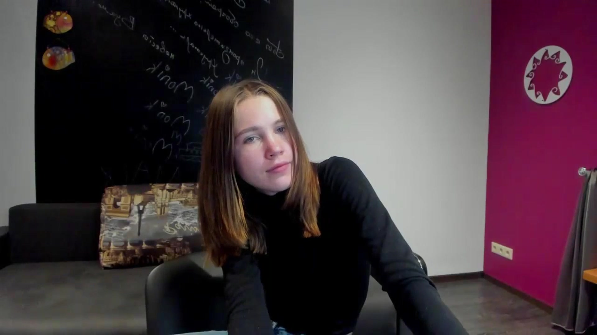 Gallery image thumbnail from Kate_Lewis's myfreecams stream on, 11/03/2023, 12:08 image 2 of 20