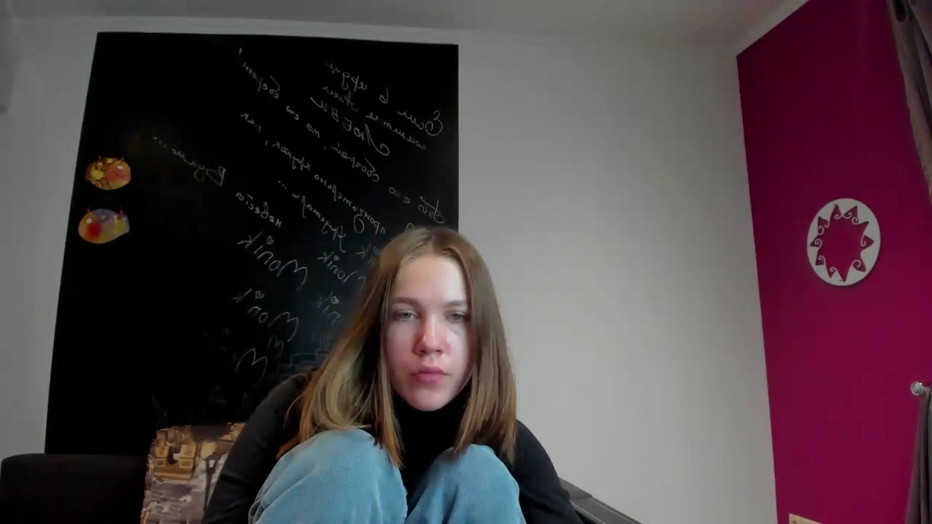 Gallery image thumbnail from Kate_Lewis's myfreecams stream on, 11/03/2023, 12:08 image 20 of 20