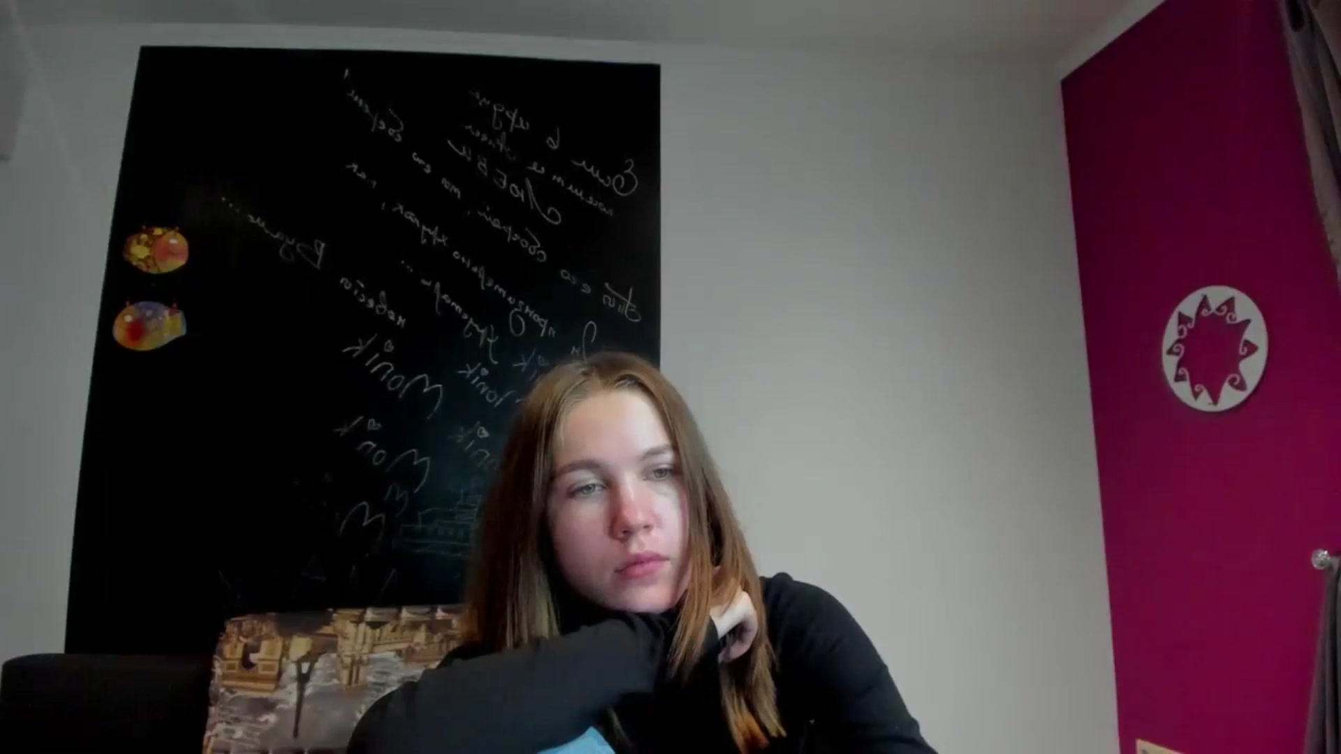 Gallery image thumbnail from Kate_Lewis's myfreecams stream on, 11/03/2023, 12:08 image 16 of 20