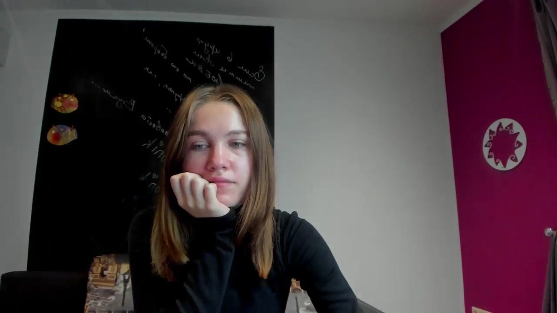 Gallery image thumbnail from Kate_Lewis's myfreecams stream on, 11/03/2023, 12:08 image 13 of 20