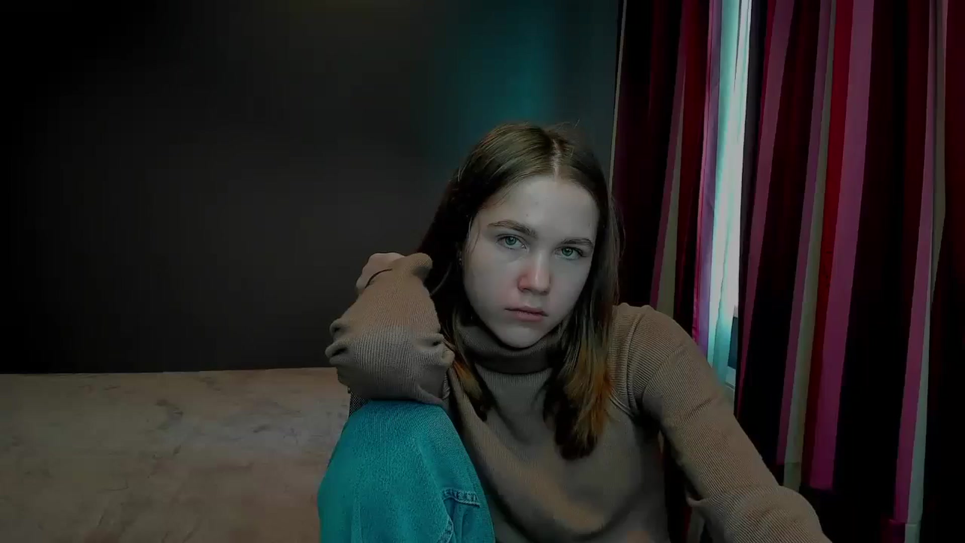 Gallery image thumbnail from Kate_Lewis's myfreecams stream on, 11/06/2023, 08:16 image 15 of 20