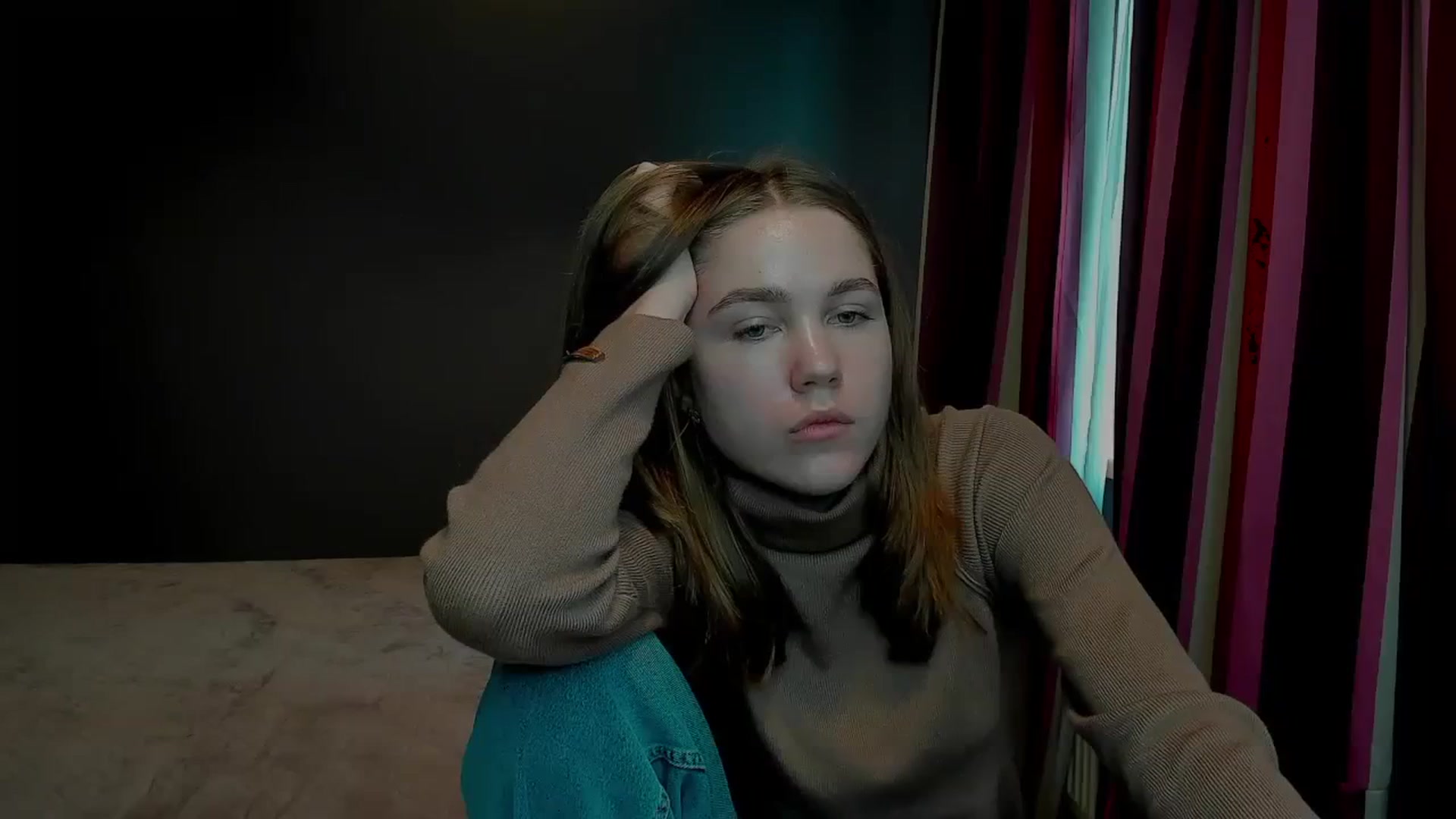 Gallery image thumbnail from Kate_Lewis's myfreecams stream on, 11/06/2023, 08:16 image 10 of 20