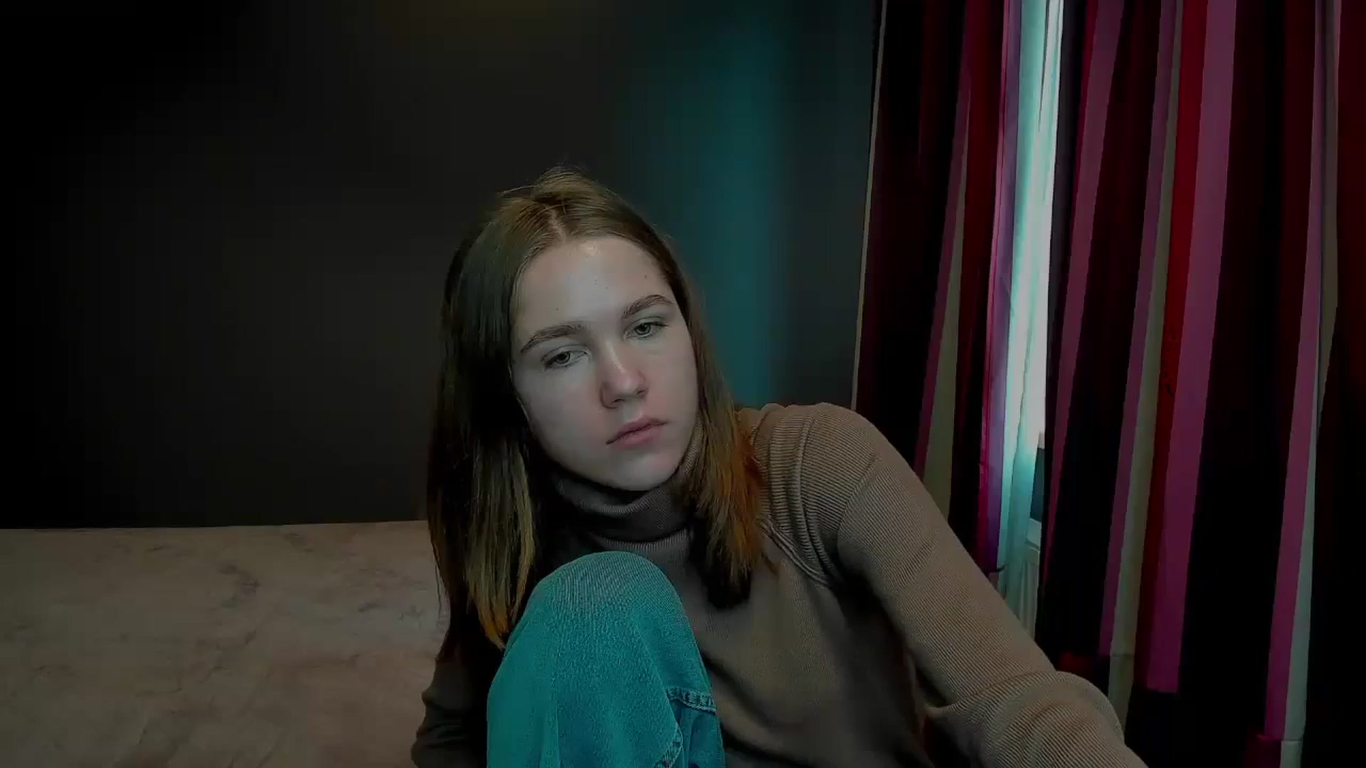Gallery image thumbnail from Kate_Lewis's myfreecams stream on, 11/06/2023, 08:16 image 14 of 20