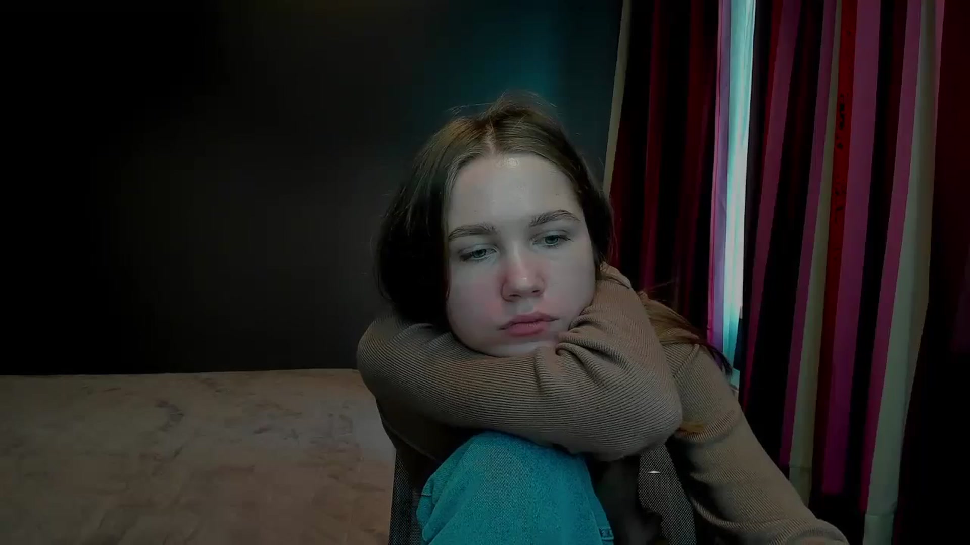 Gallery image thumbnail from Kate_Lewis's myfreecams stream on, 11/06/2023, 08:58 image 13 of 20