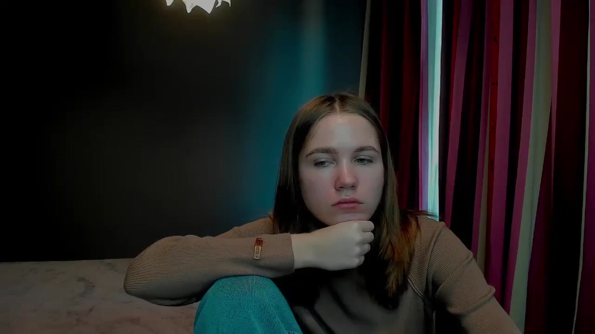 Gallery image thumbnail from Kate_Lewis's myfreecams stream on, 11/06/2023, 10:51 image 11 of 20