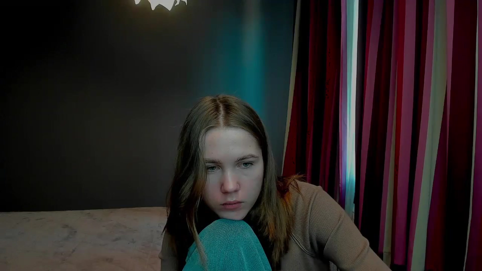 Gallery image thumbnail from Kate_Lewis's myfreecams stream on, 11/06/2023, 10:51 image 17 of 20