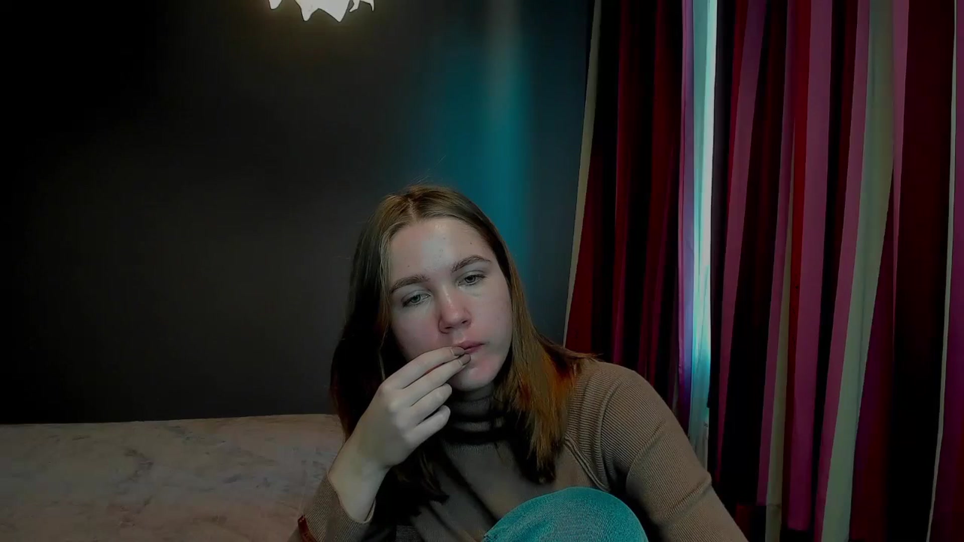Gallery image thumbnail from Kate_Lewis's myfreecams stream on, 11/06/2023, 10:51 image 20 of 20