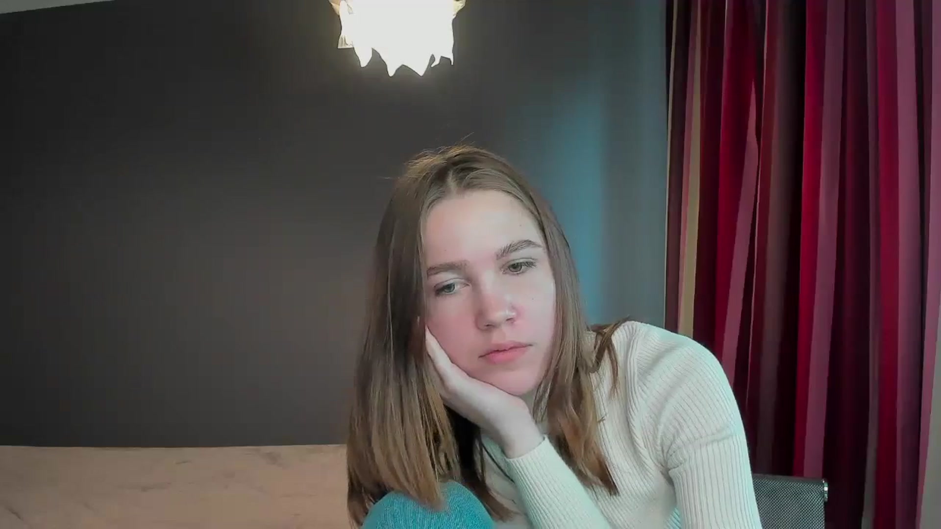 Gallery image thumbnail from Kate_Lewis's myfreecams stream on, 11/09/2023, 08:25 image 6 of 20