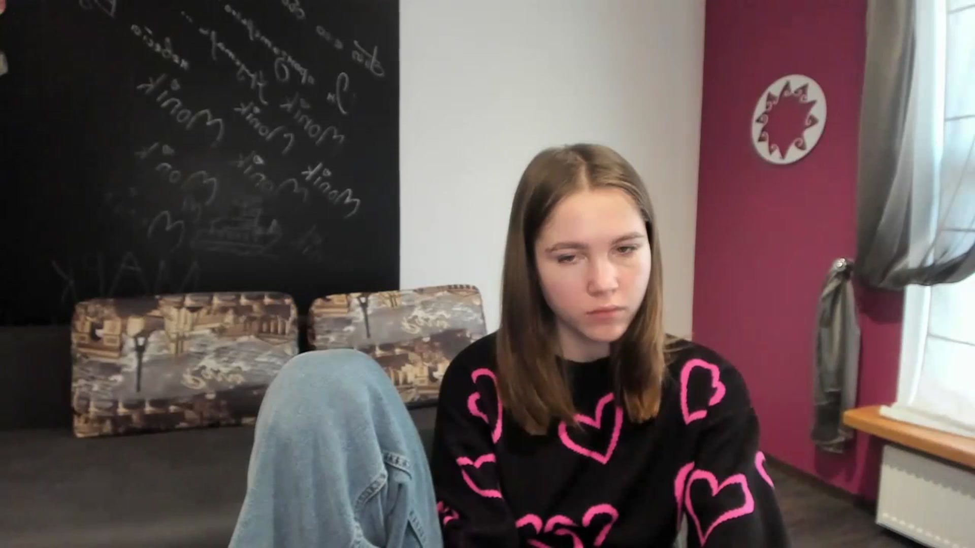 Gallery image thumbnail from Kate_Lewis's myfreecams stream on, 11/10/2023, 09:42 image 14 of 20