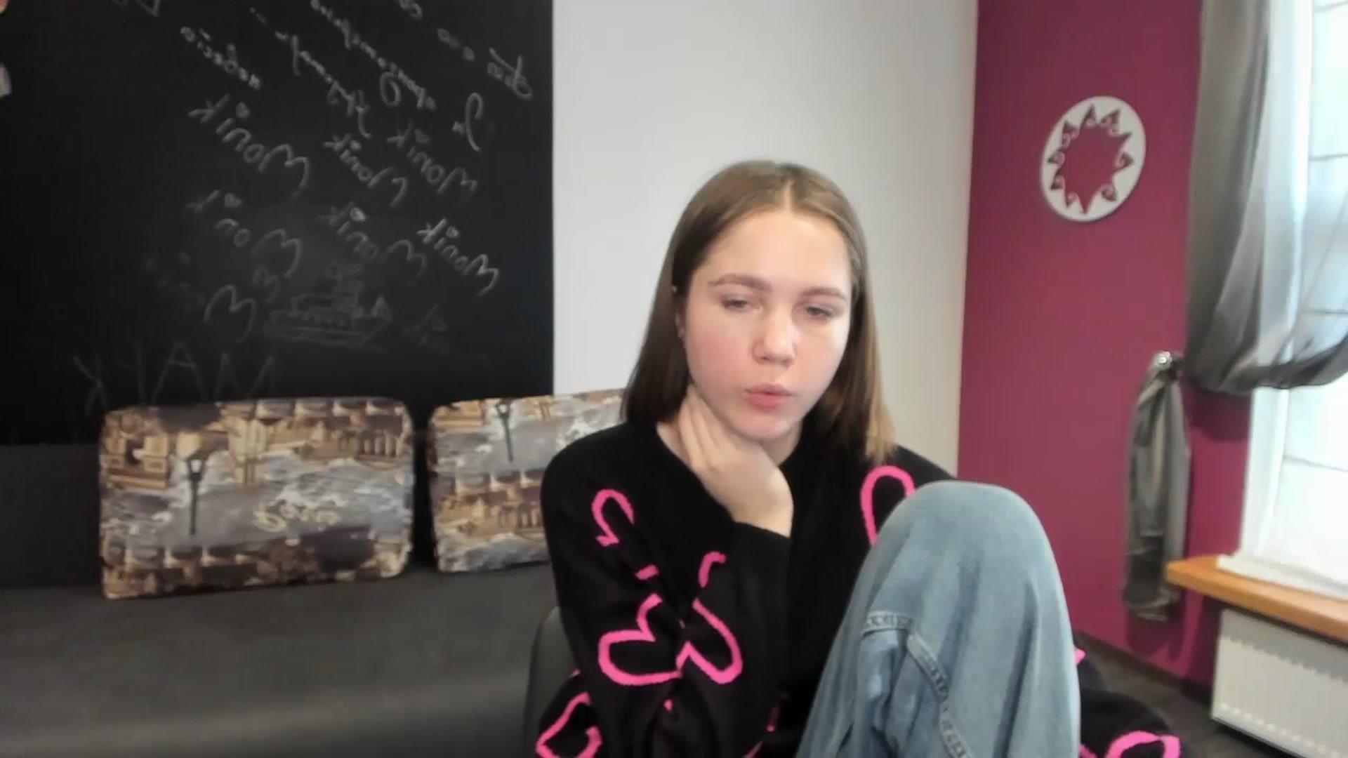 Gallery image thumbnail from Kate_Lewis's myfreecams stream on, 11/10/2023, 09:42 image 5 of 20