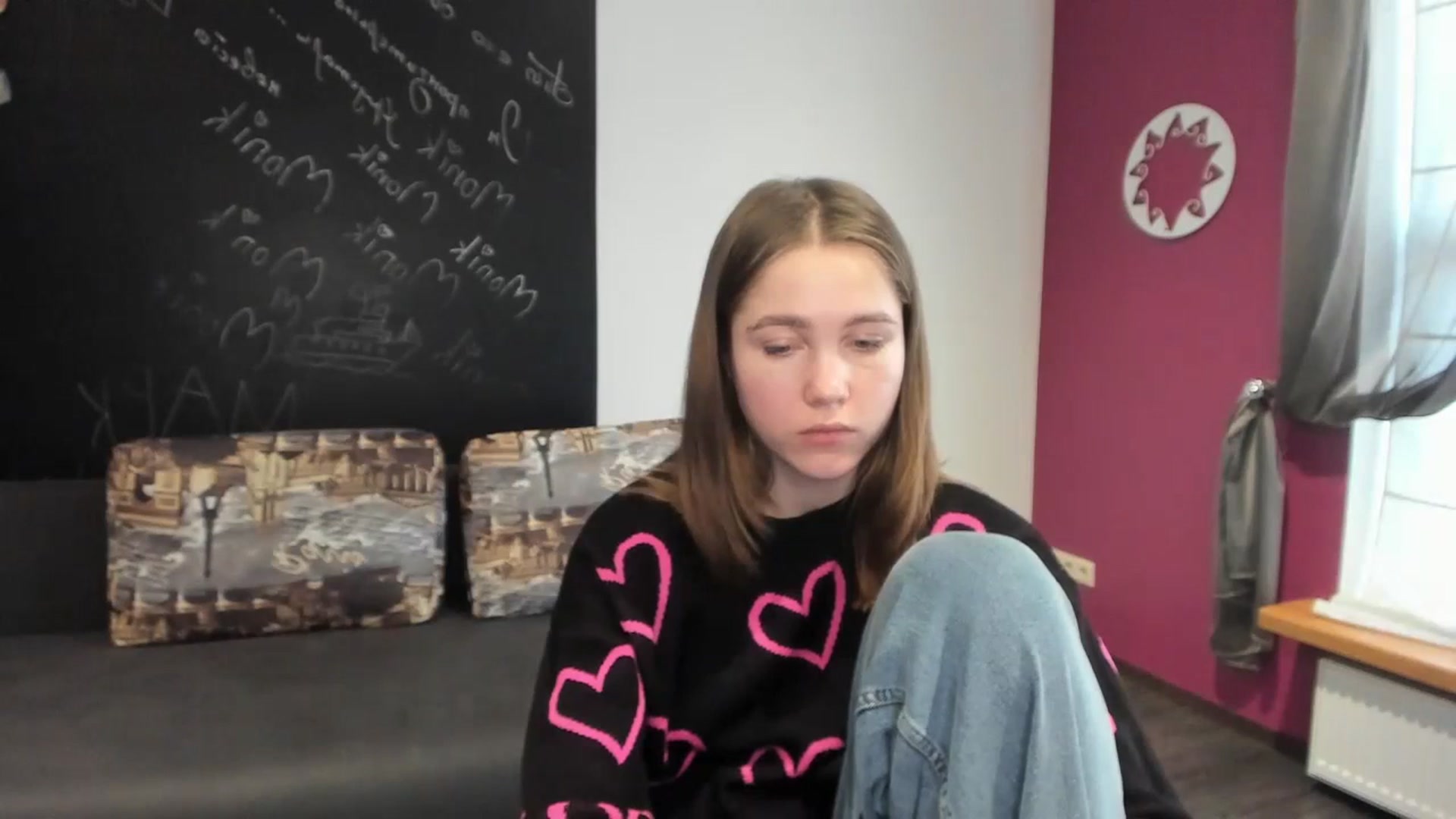 Gallery image thumbnail from Kate_Lewis's myfreecams stream on, 11/10/2023, 09:42 image 8 of 20