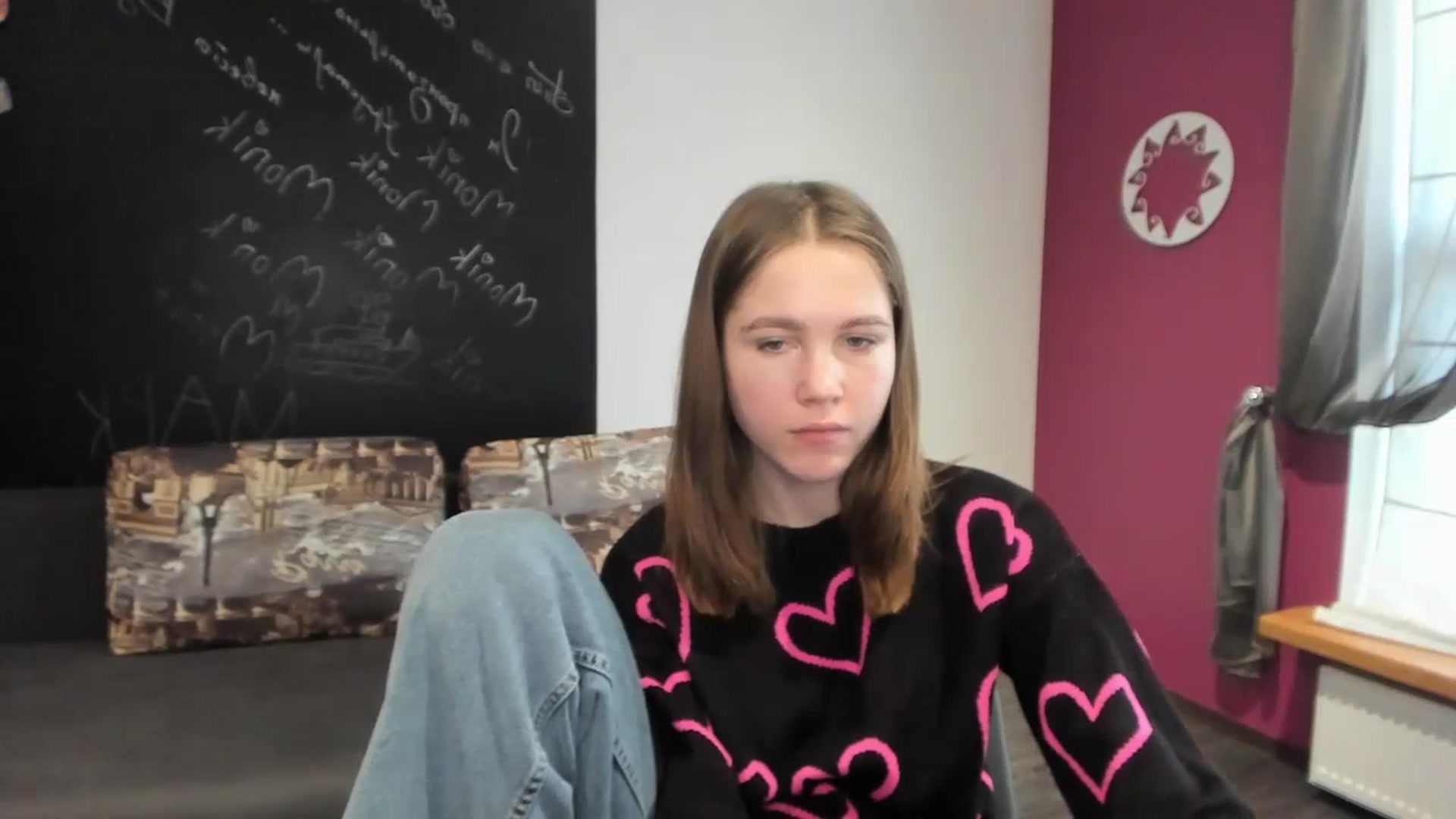 Gallery image thumbnail from Kate_Lewis's myfreecams stream on, 11/10/2023, 09:42 image 13 of 20