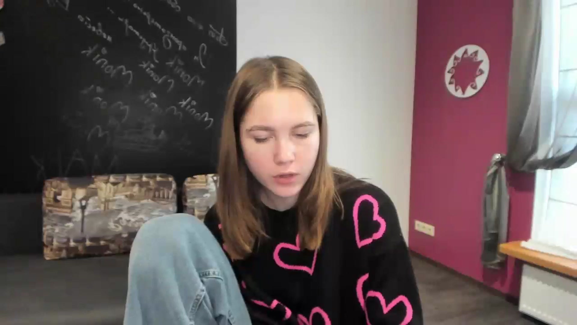 Gallery image thumbnail from Kate_Lewis's myfreecams stream on, 11/10/2023, 11:18 image 1 of 20
