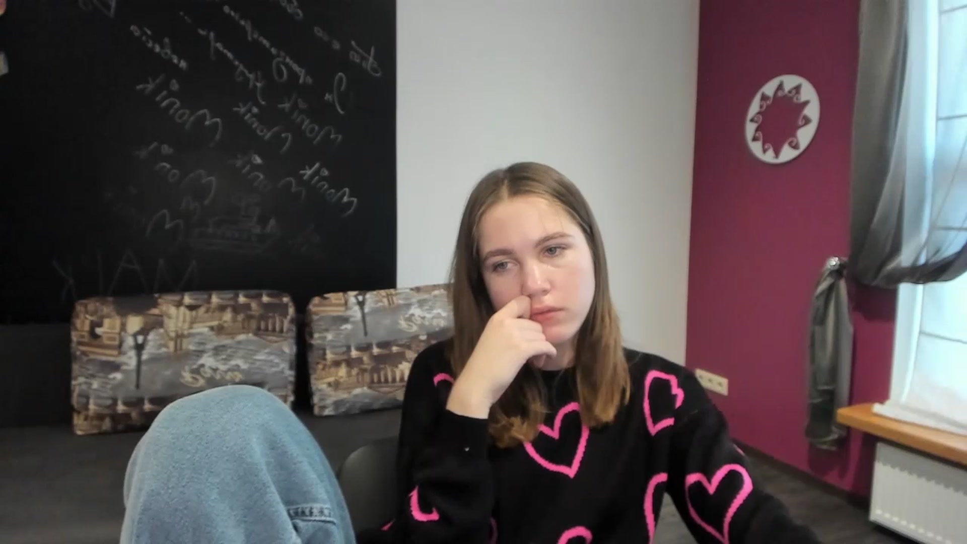 Gallery image thumbnail from Kate_Lewis's myfreecams stream on, 11/10/2023, 11:18 image 6 of 20