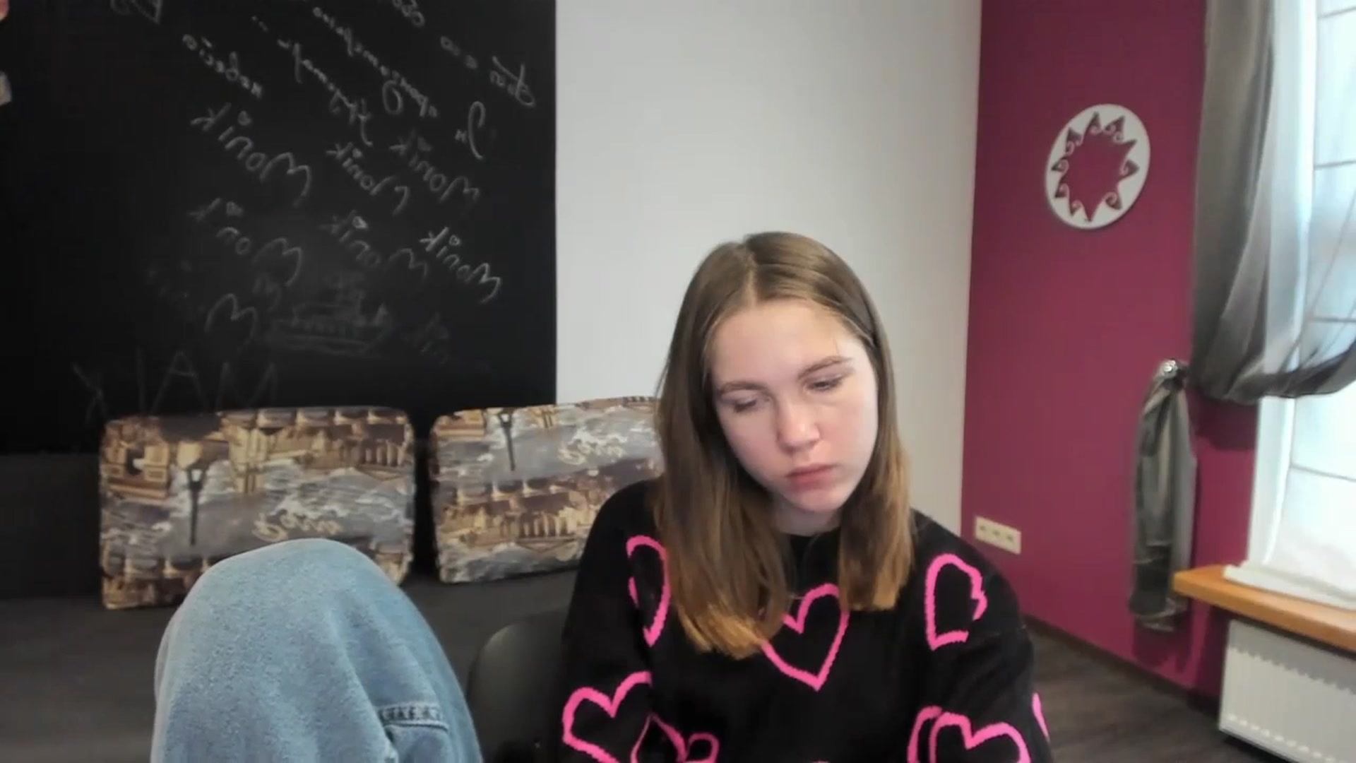 Gallery image thumbnail from Kate_Lewis's myfreecams stream on, 11/10/2023, 11:18 image 7 of 20