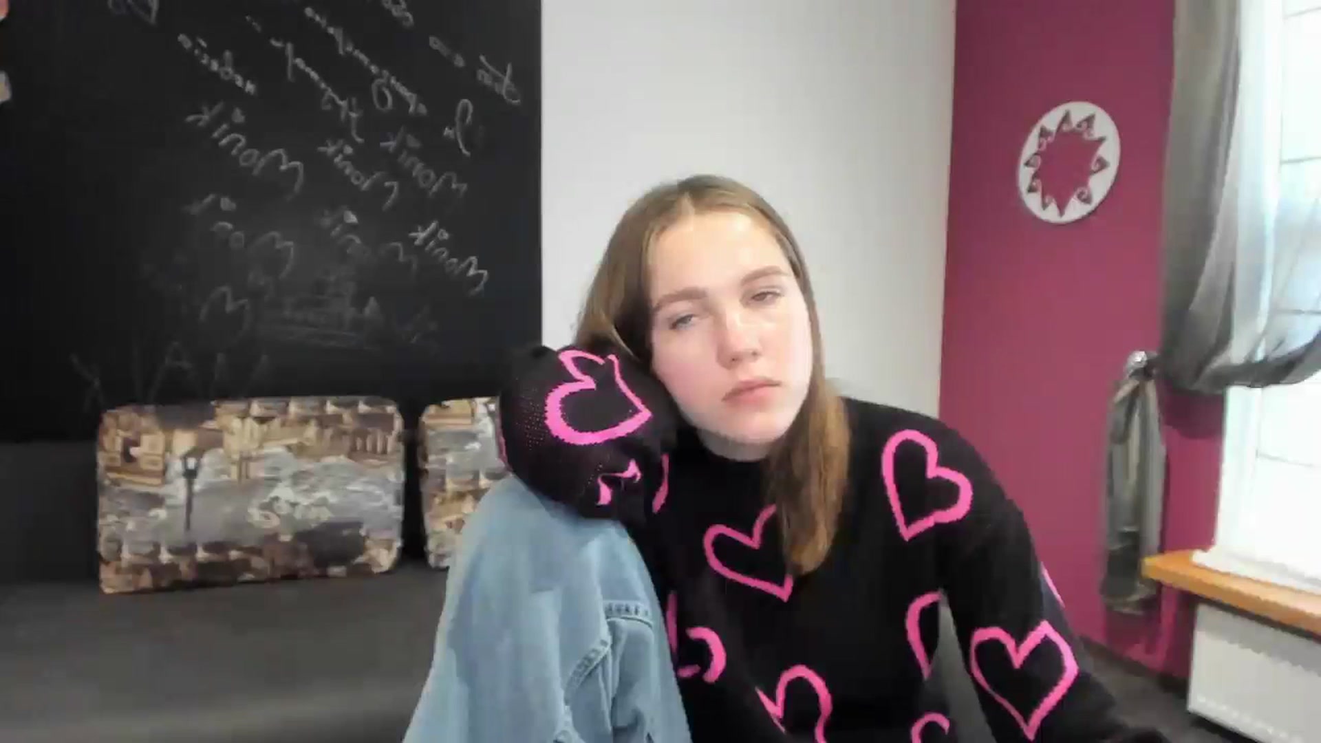Gallery image thumbnail from Kate_Lewis's myfreecams stream on, 11/10/2023, 11:18 image 16 of 20