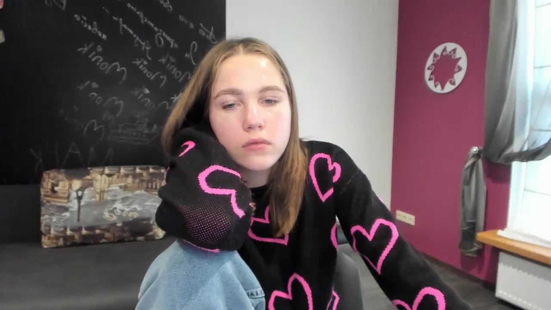 Gallery image thumbnail from Kate_Lewis's myfreecams stream on, 11/10/2023, 11:18 image 11 of 20