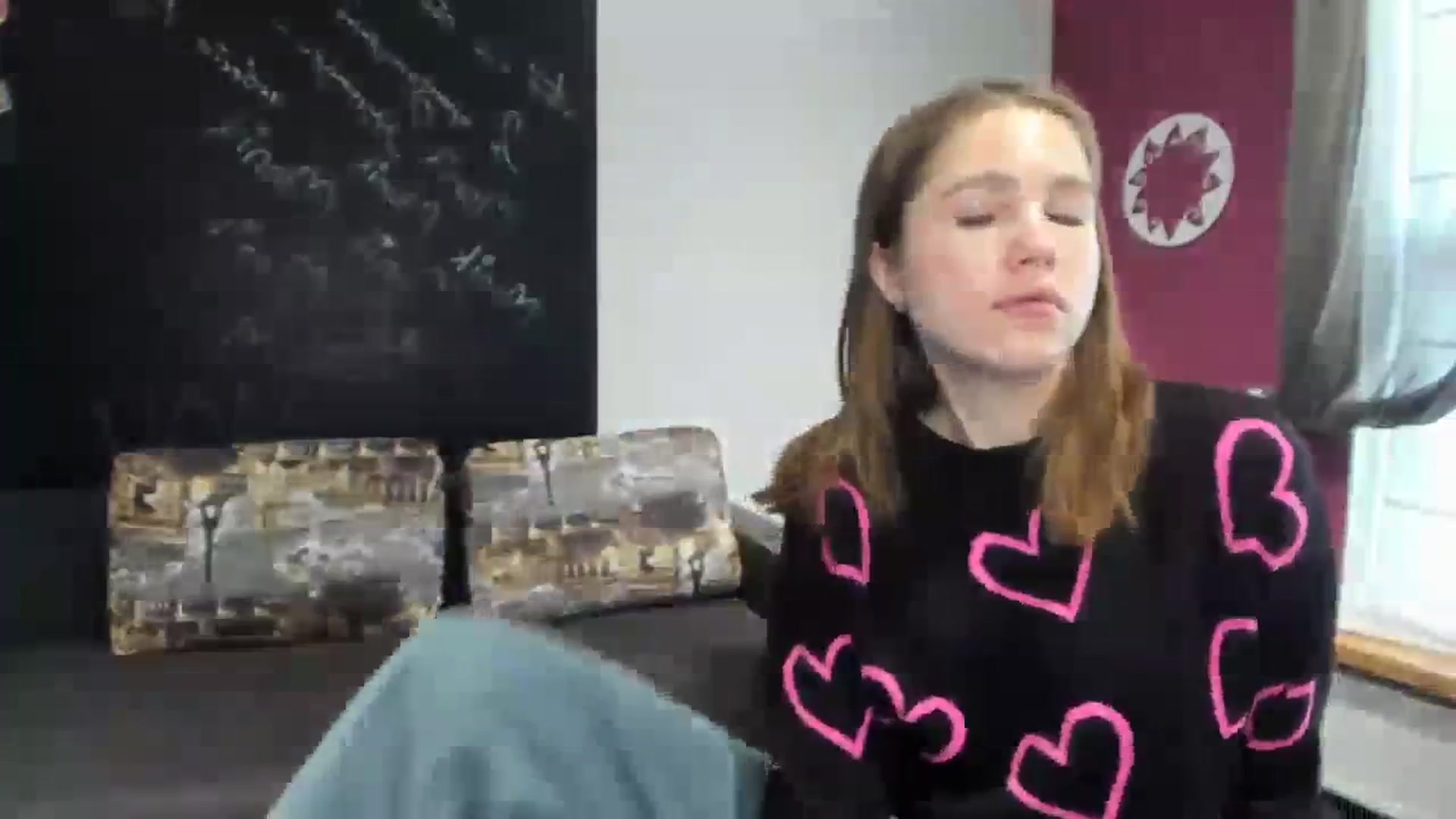 Gallery image thumbnail from Kate_Lewis's myfreecams stream on, 11/10/2023, 11:18 image 12 of 20