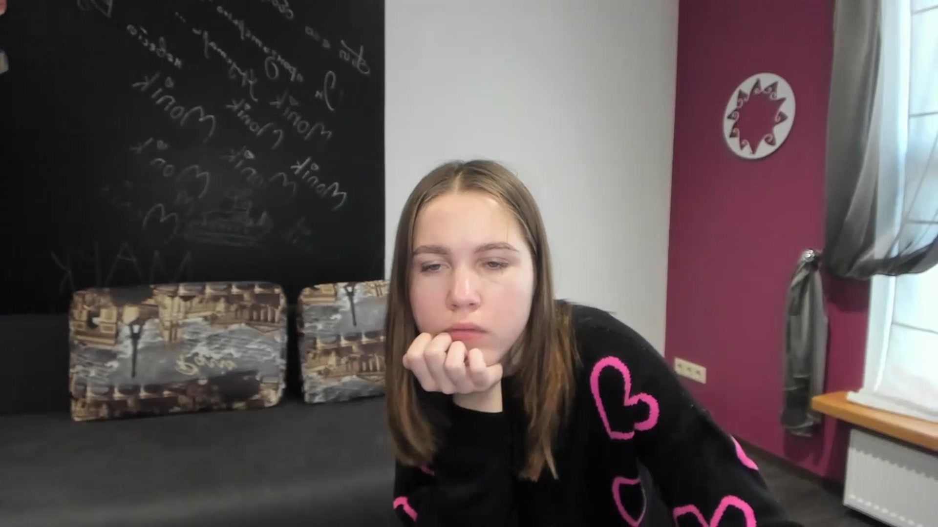 Gallery image thumbnail from Kate_Lewis's myfreecams stream on, 11/10/2023, 12:08 image 3 of 20