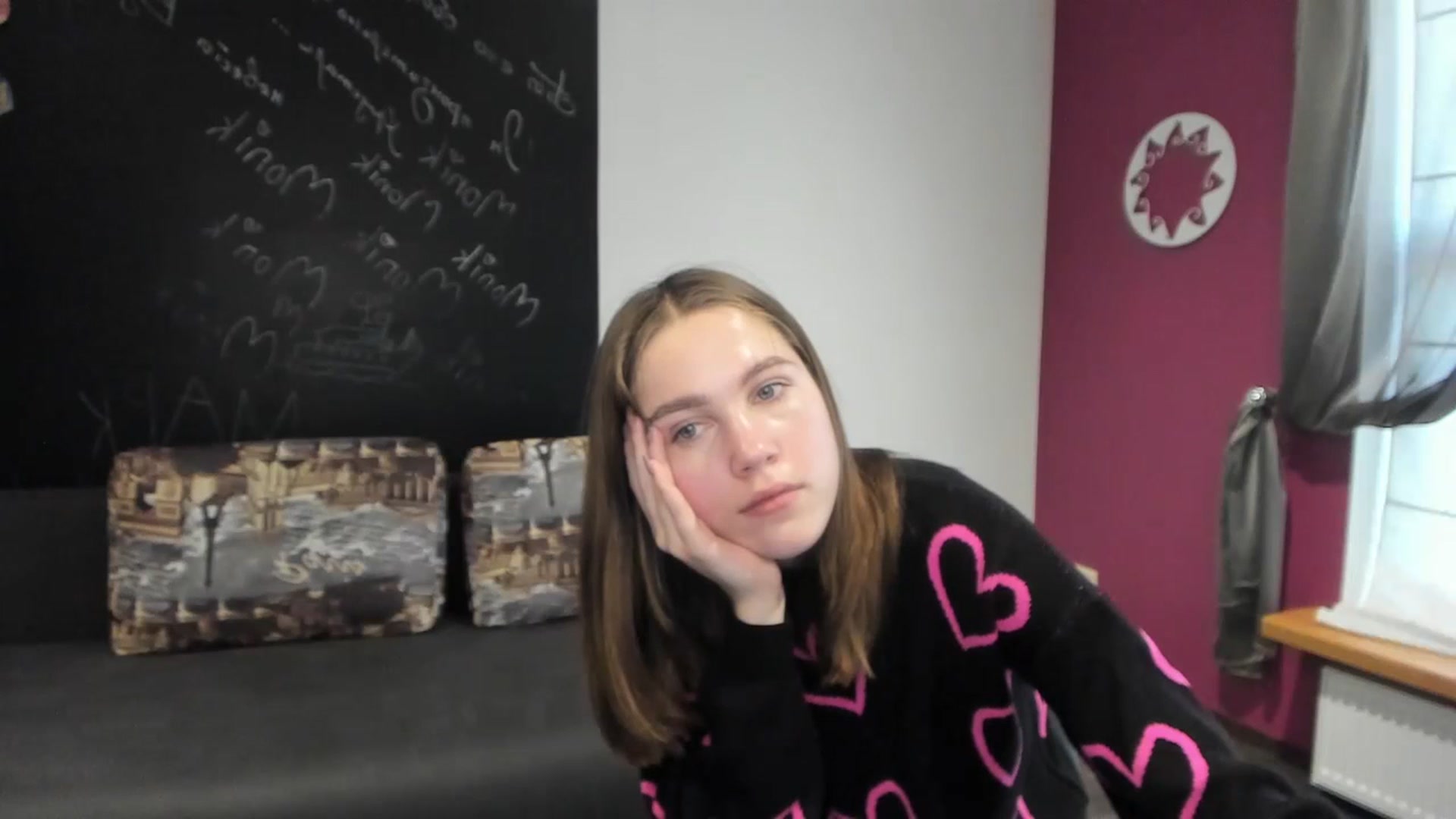 Gallery image thumbnail from Kate_Lewis's myfreecams stream on, 11/10/2023, 12:08 image 1 of 20