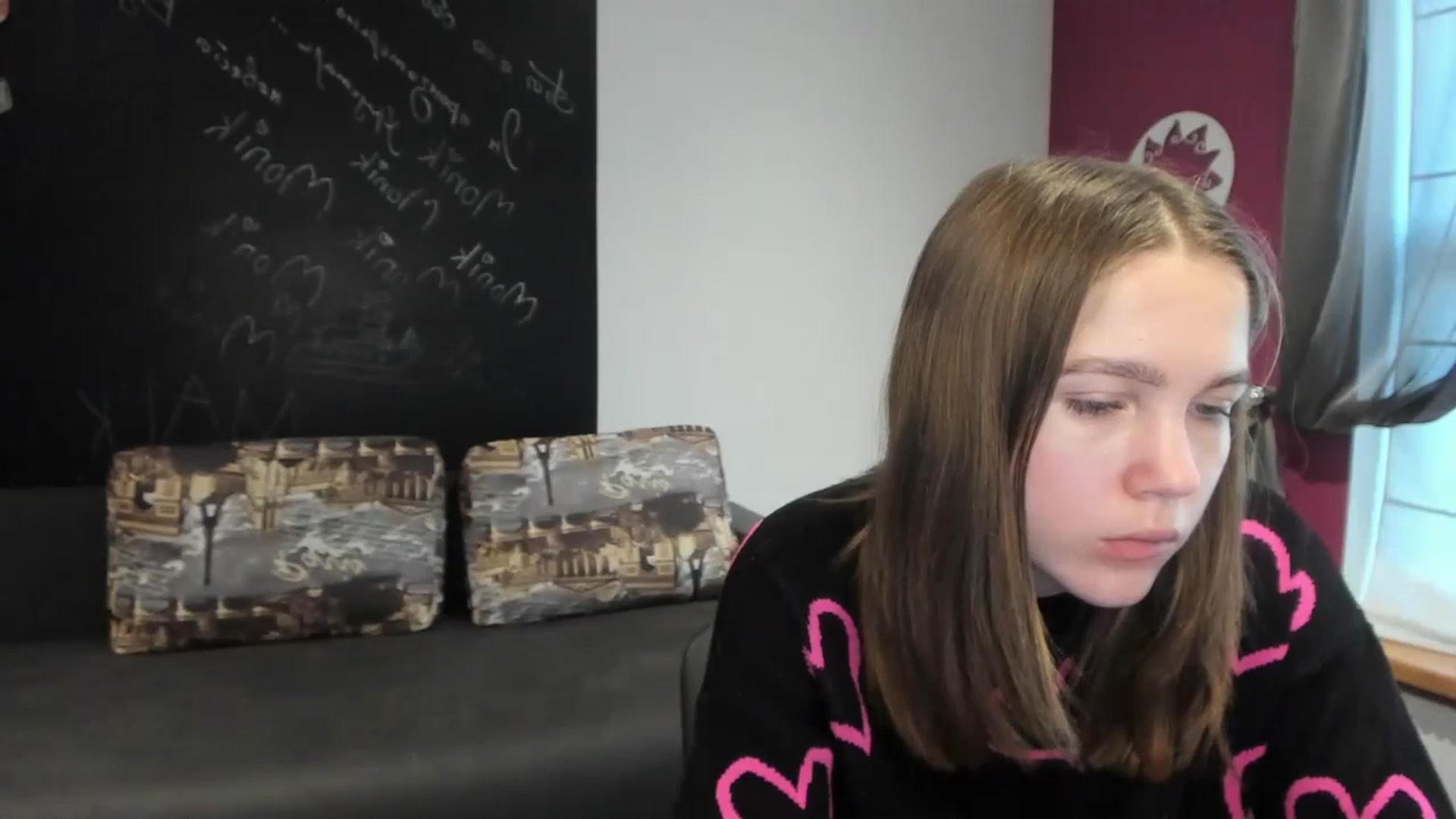 Gallery image thumbnail from Kate_Lewis's myfreecams stream on, 11/10/2023, 12:08 image 5 of 20
