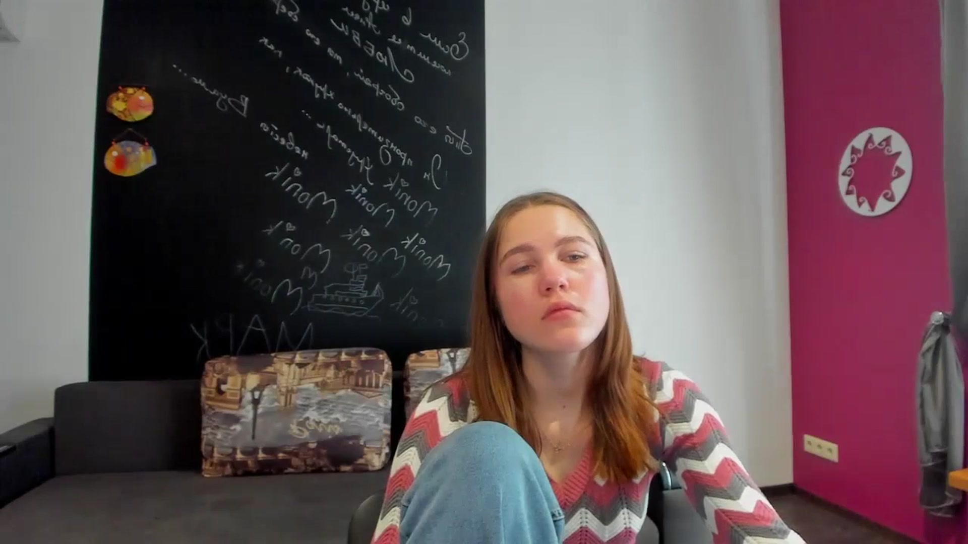 Gallery image thumbnail from Kate_Lewis's myfreecams stream on, 11/12/2023, 09:03 image 18 of 20
